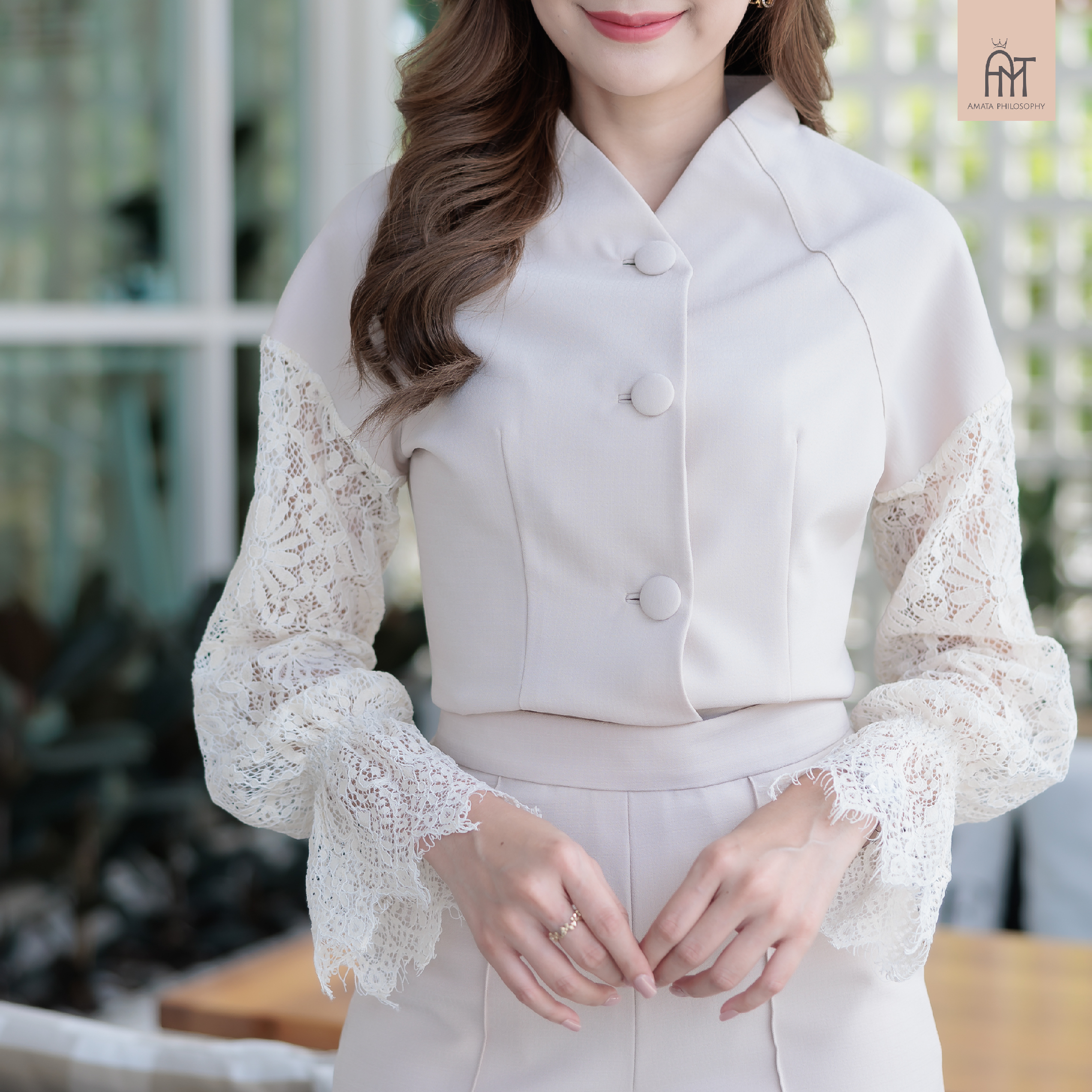 AMATA เสื้อ BOARDWAY สีครีมเบจ