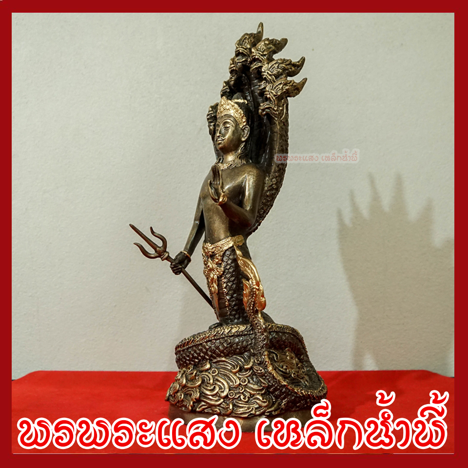 พ่อปู่ศรีสุทโธ แม่ย่าศรีปทุมมา สูง 14 นิ้ว วัตถุมงคล เนื้อมวลสารแร่เหล็กน้ำพี้