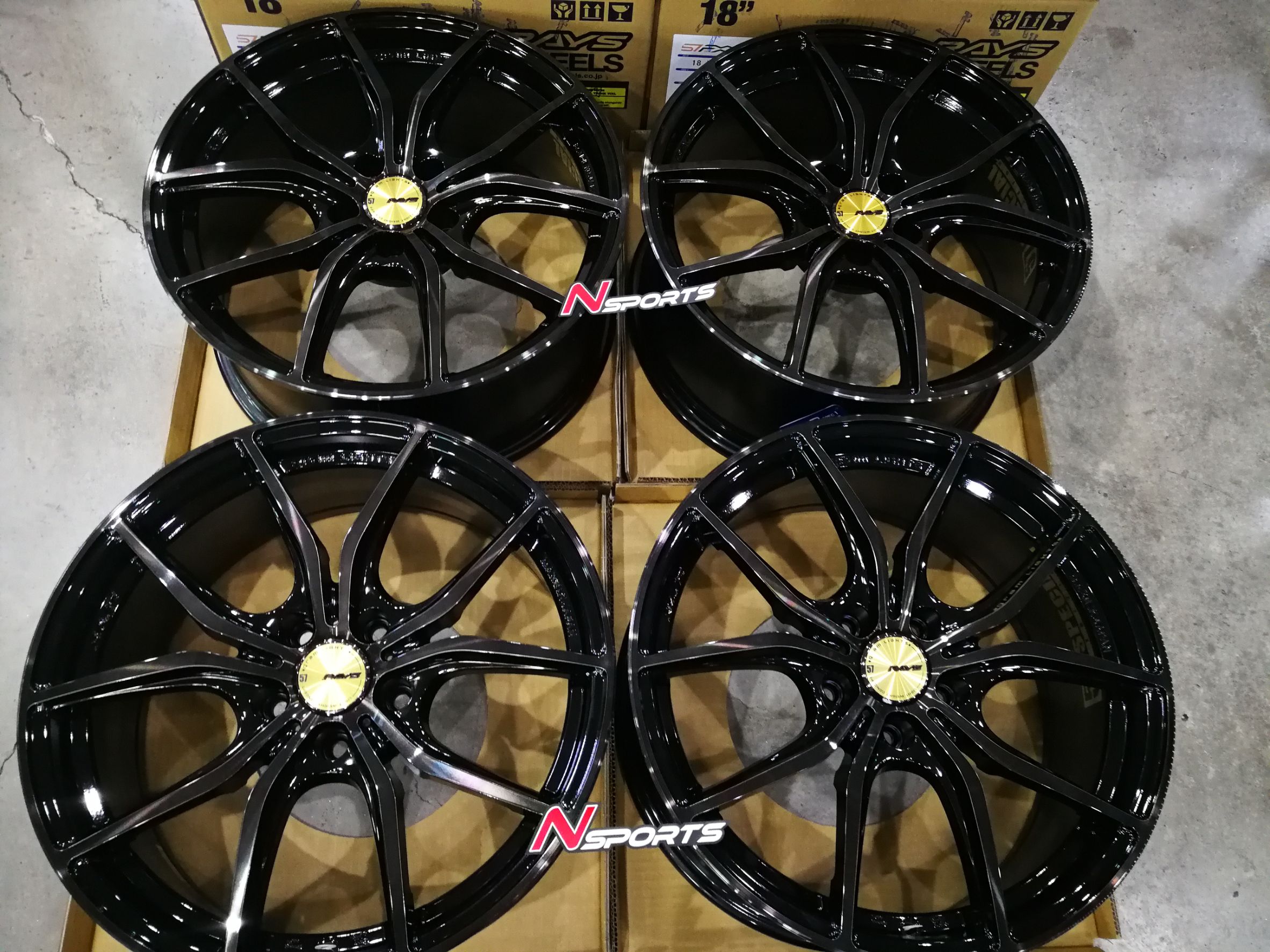 Rayswheel 57FXX CJ รุ่นใหม่ 18x8+38 5-114.3 สีดำ