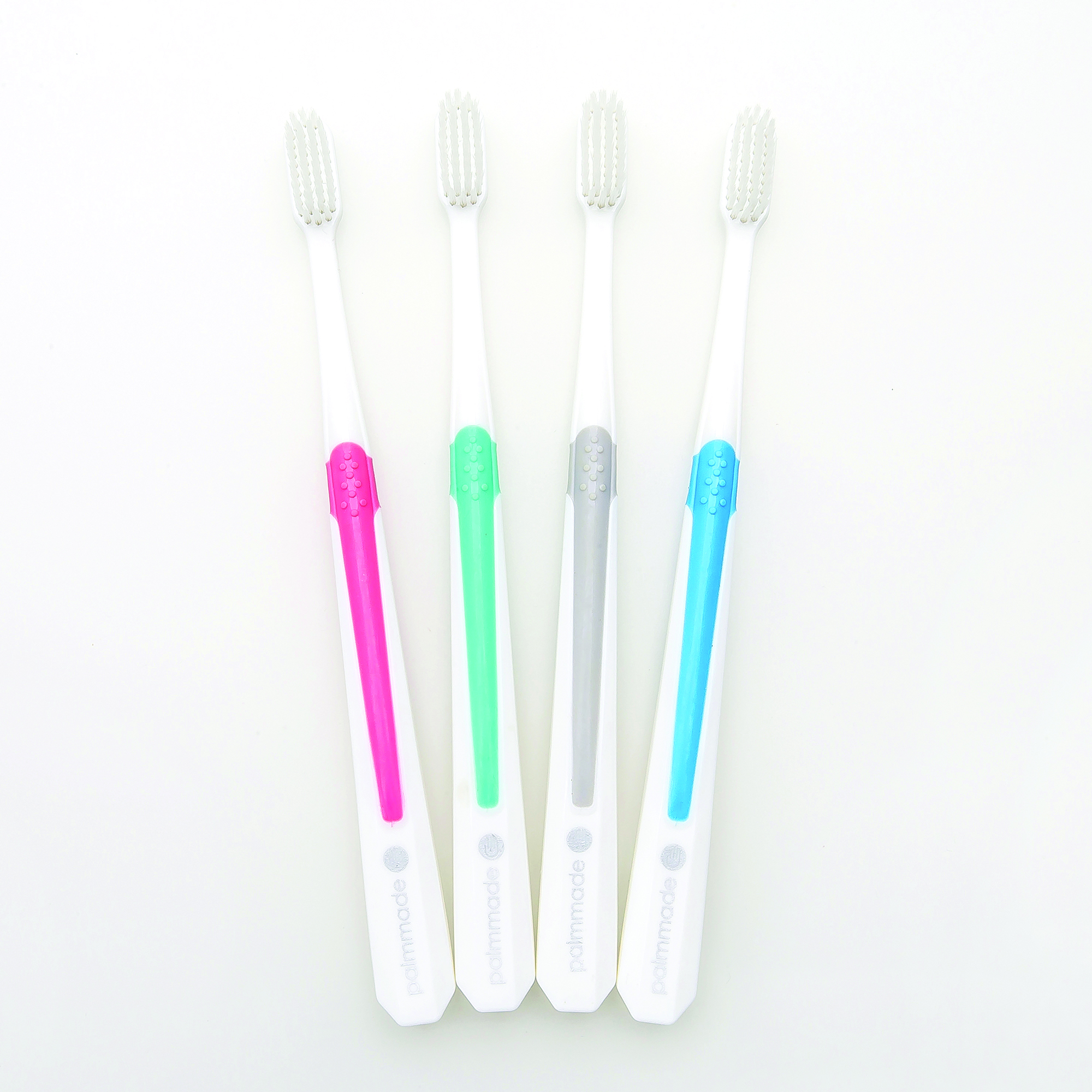 แปรงสีฟัน ปาล์มเมด คริสตัล วัน (12 ชิ้น)