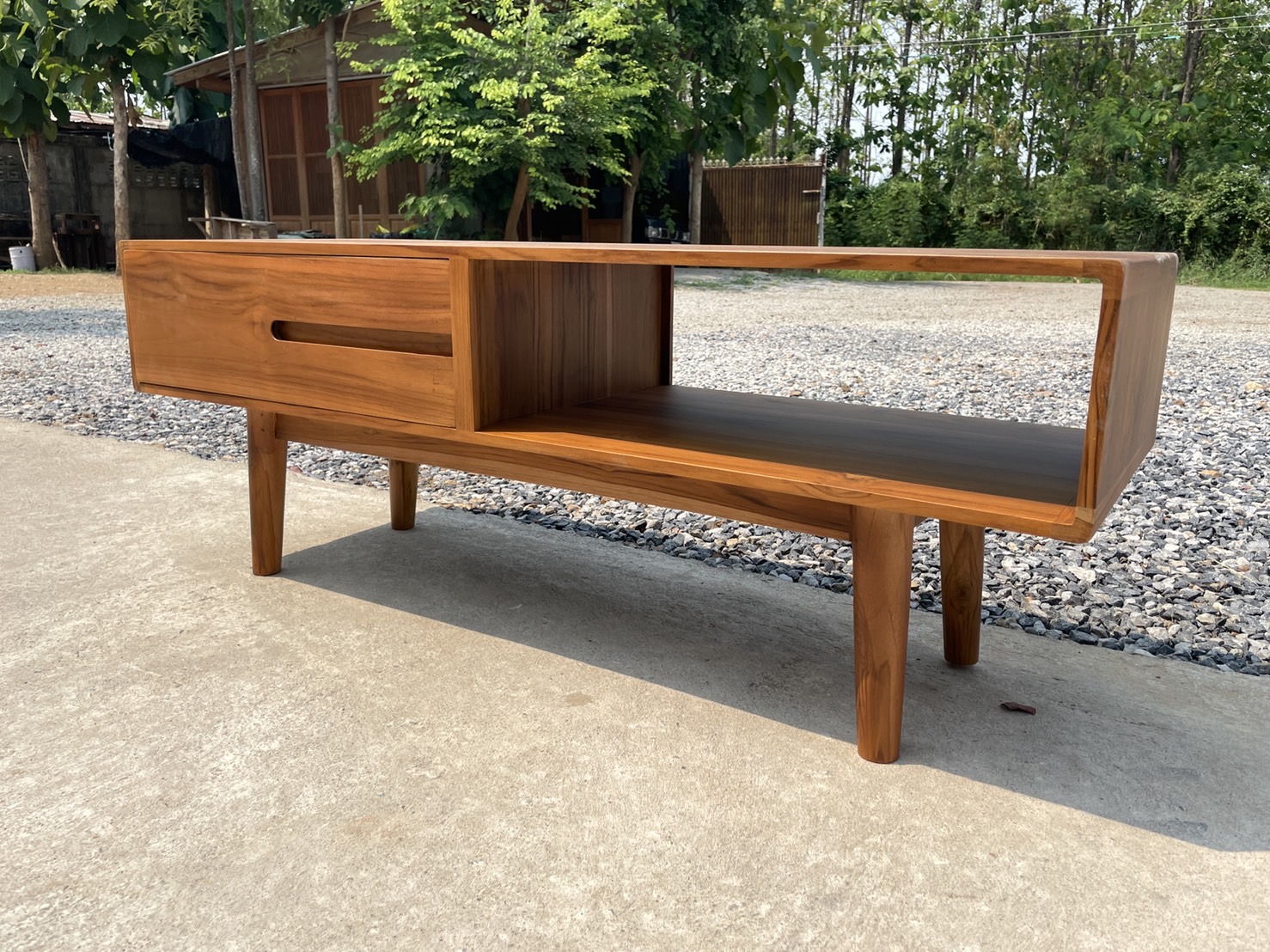 โต๊ะกลางสไตล์ญี่ปุ่น ขากลม