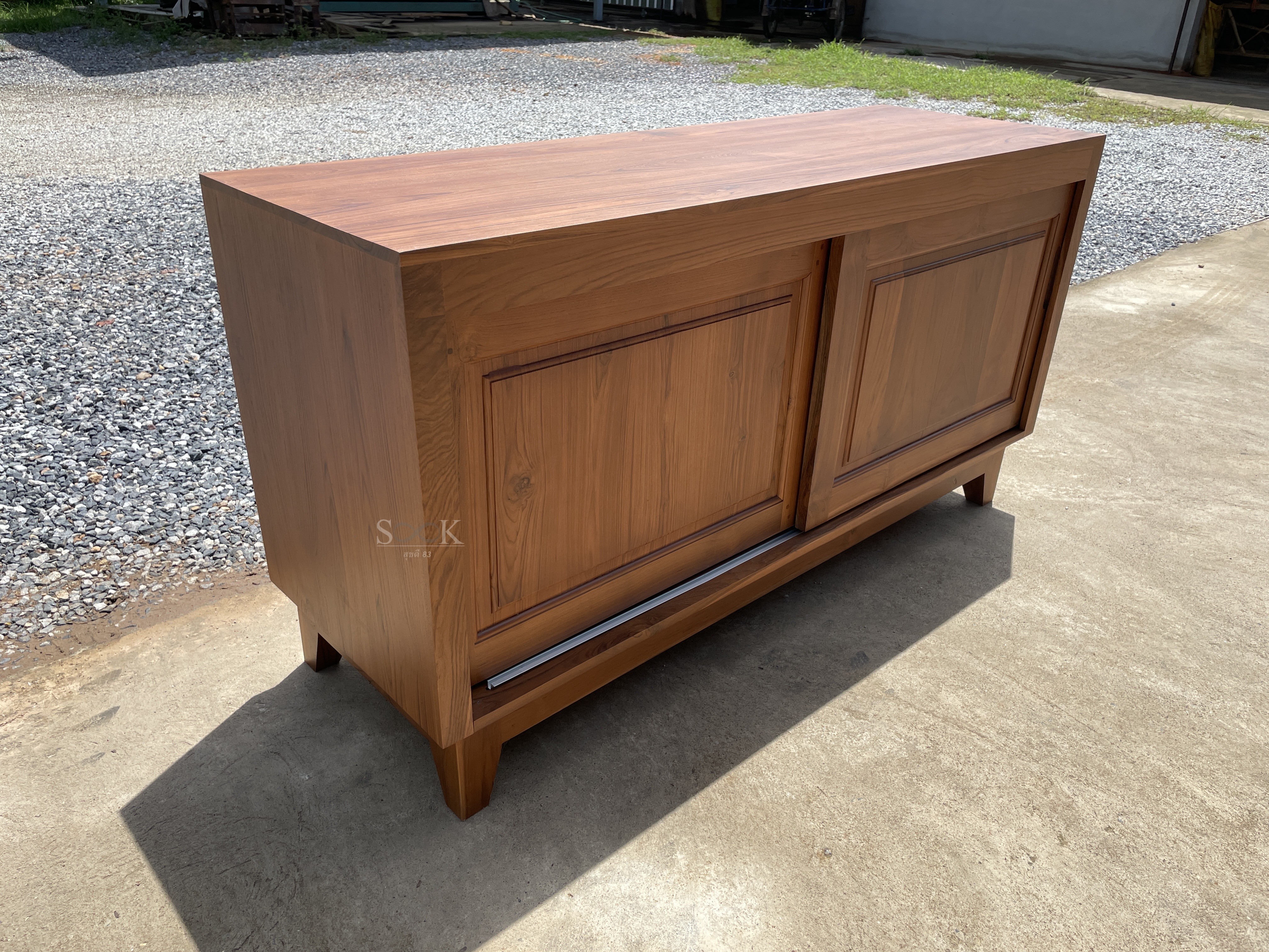 เคาน์เตอร์โมเดิร์นบานสไลด์