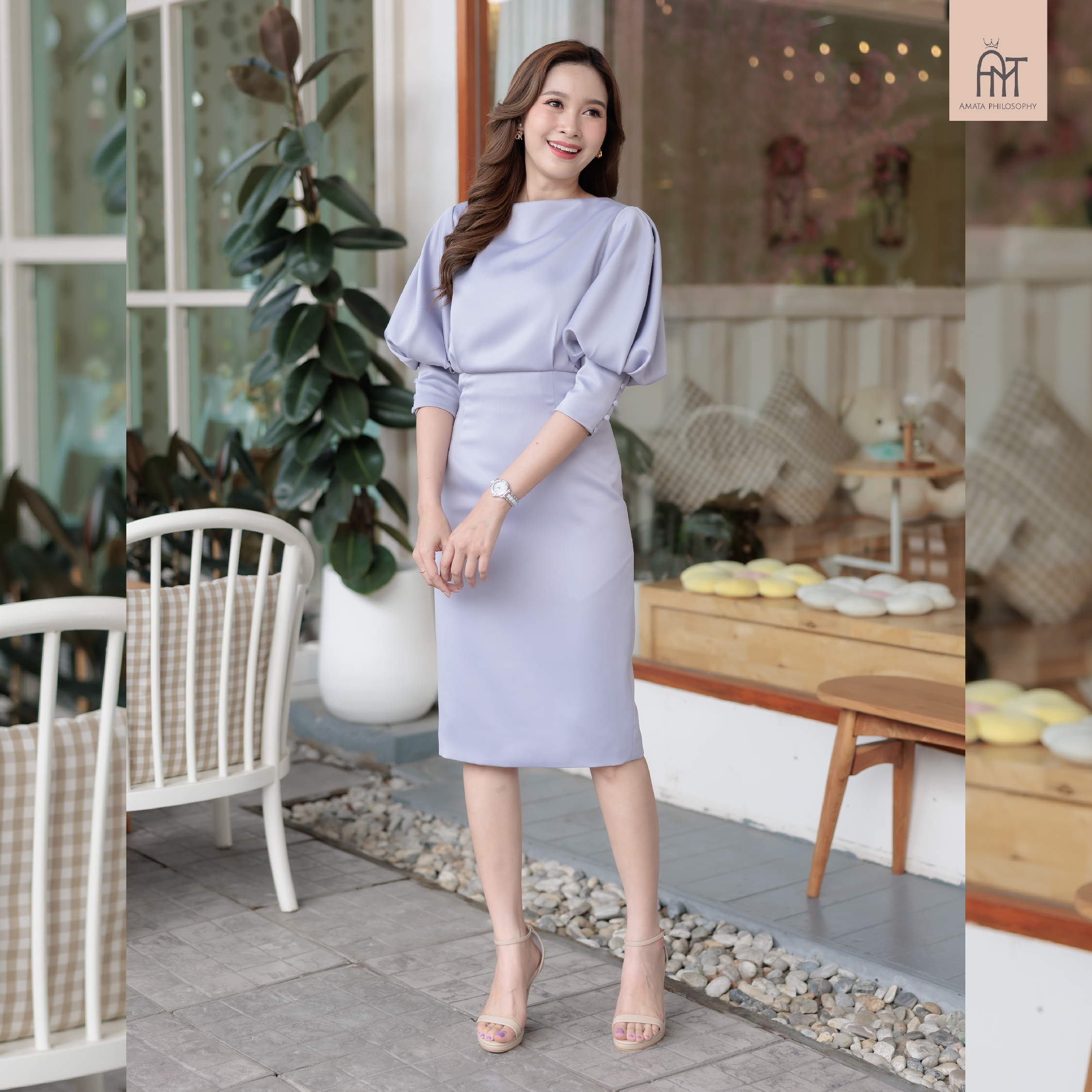 AMATA เดรสแขนพอง สีม่วง