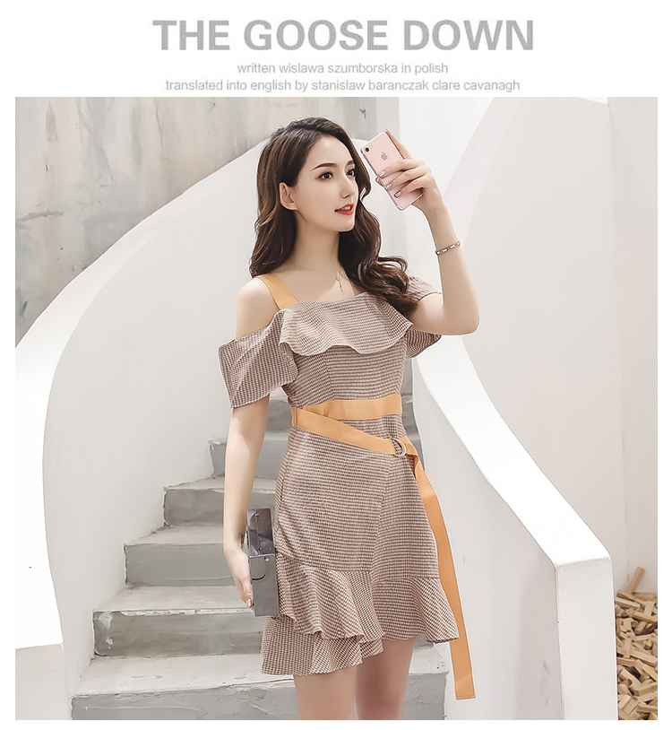 ชุดเดรสออกงาน สายเดี่ยว สีน้ำตาลอ่อน ส่งฟรี ems