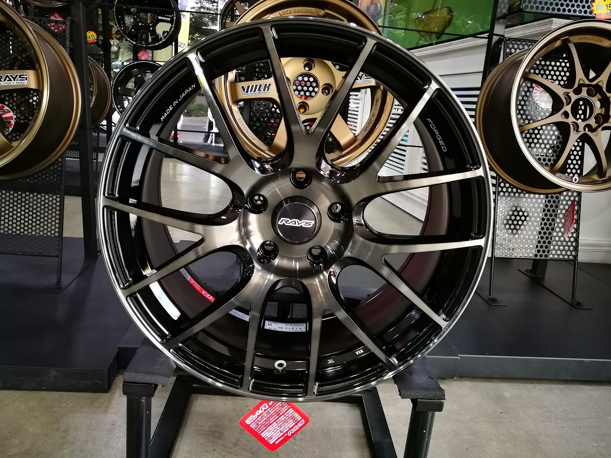 G27 Progressive 18x8.5+45-5-114.3