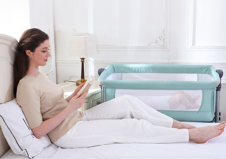 เตียงนอนเด็ก Cozy Bed เตียงทารก เปิดด้านข้างได้ วางชิดเตียงพ่อแม่