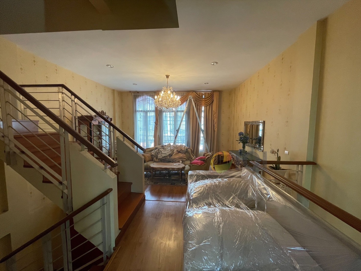 ขายทาวน์โฮม 3 ชั้น บ้านกลางเมือง บริติช ทาวน์ ศรีนครินทร์ แนวรถไฟฟ้าสายสีเหลือง