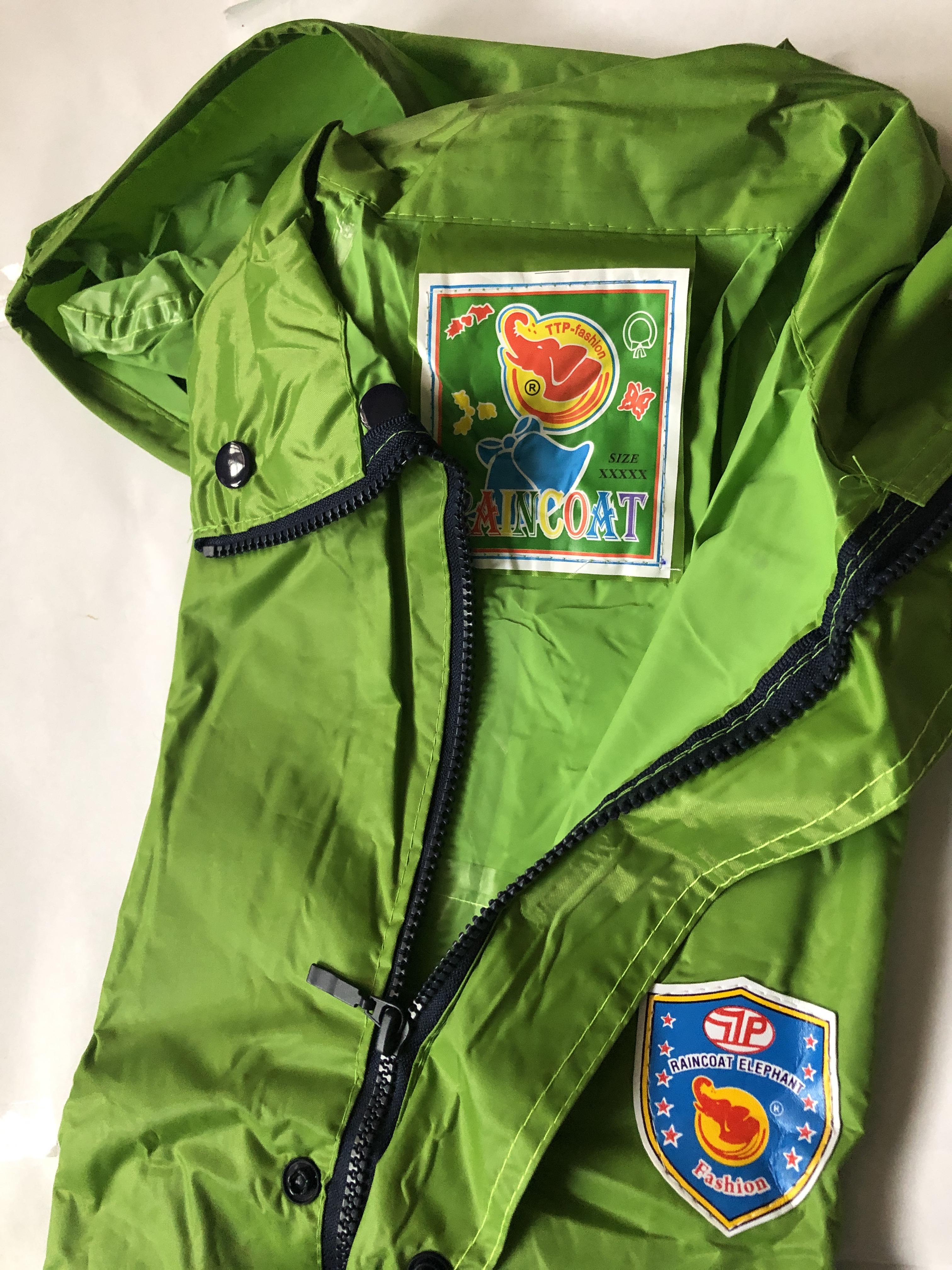 ชุดกันฝน เสื้อ และ กางเกง หนา มีหมวกในตัว สีต่างๆ ตราช้าง Danko