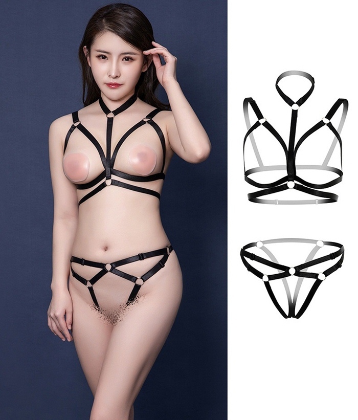 A099-21 ชุดอีโรติก ชุดชั้นในเซ็กซี่สไตล์ SM ใช้สายยางยืดชุดชั้นในเชื่อมต่อกันมาในแบบ 3 ชิ้น ตัวสายมีตัวปรับระดับช่วยรัดเข้าทรงด้านหลังเป็นขอเกี่ยวตามรูปถ่ายสินค้าจริงเลยค่ะ