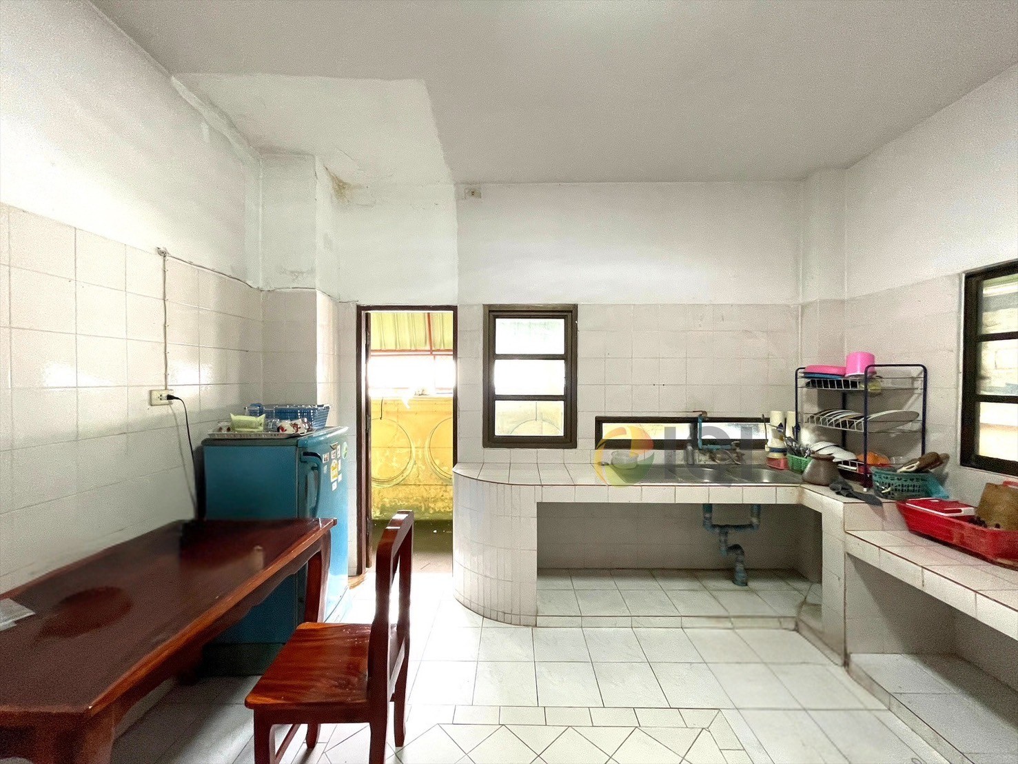 ขายบ้านเดี่ยว 3 ชั้น ซอยบางแวก 142 ถนนพุทธมณฑลสาย 2