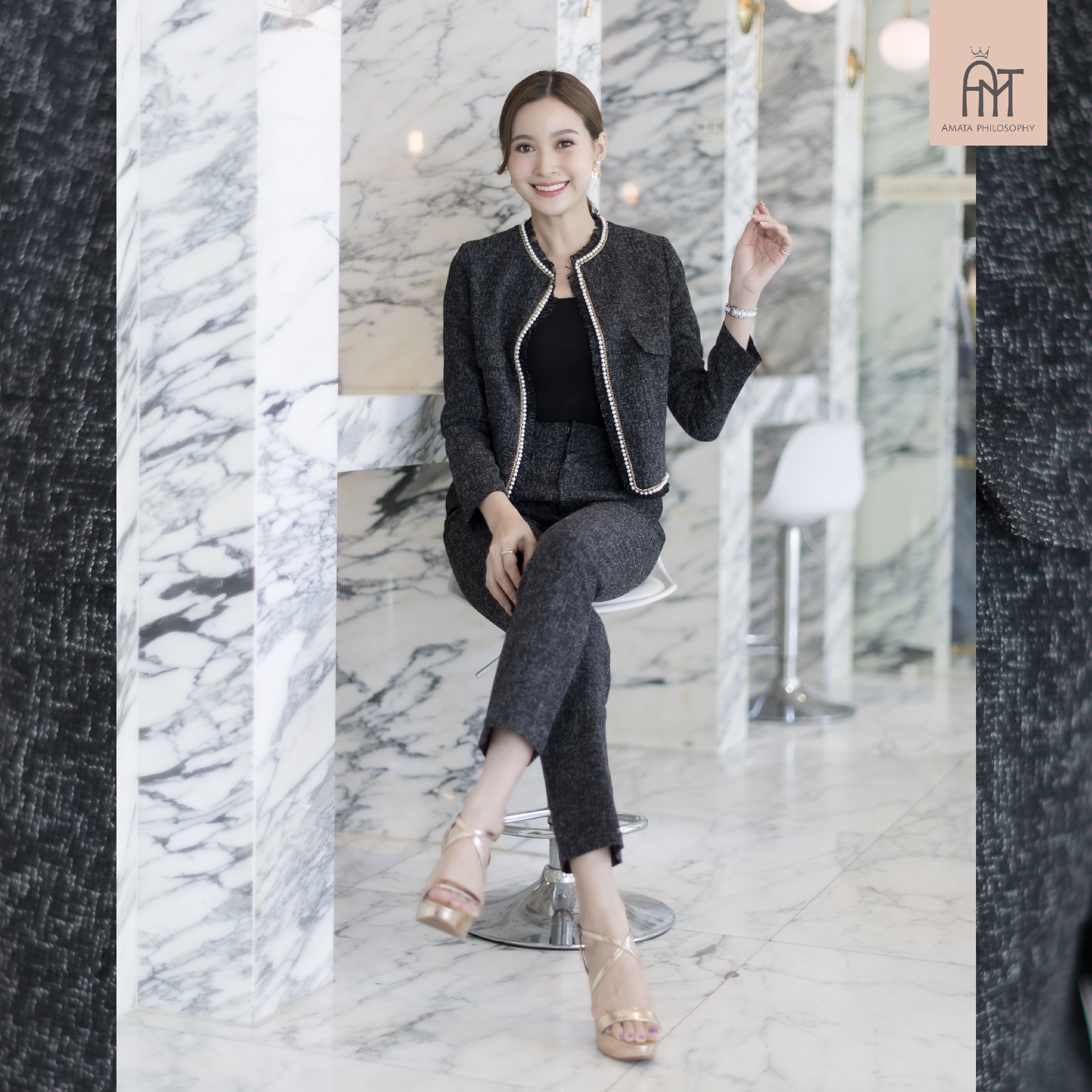 AMATA กางเกงผ้าทวีตลายทาง Tweed O clock Pants สีดำ