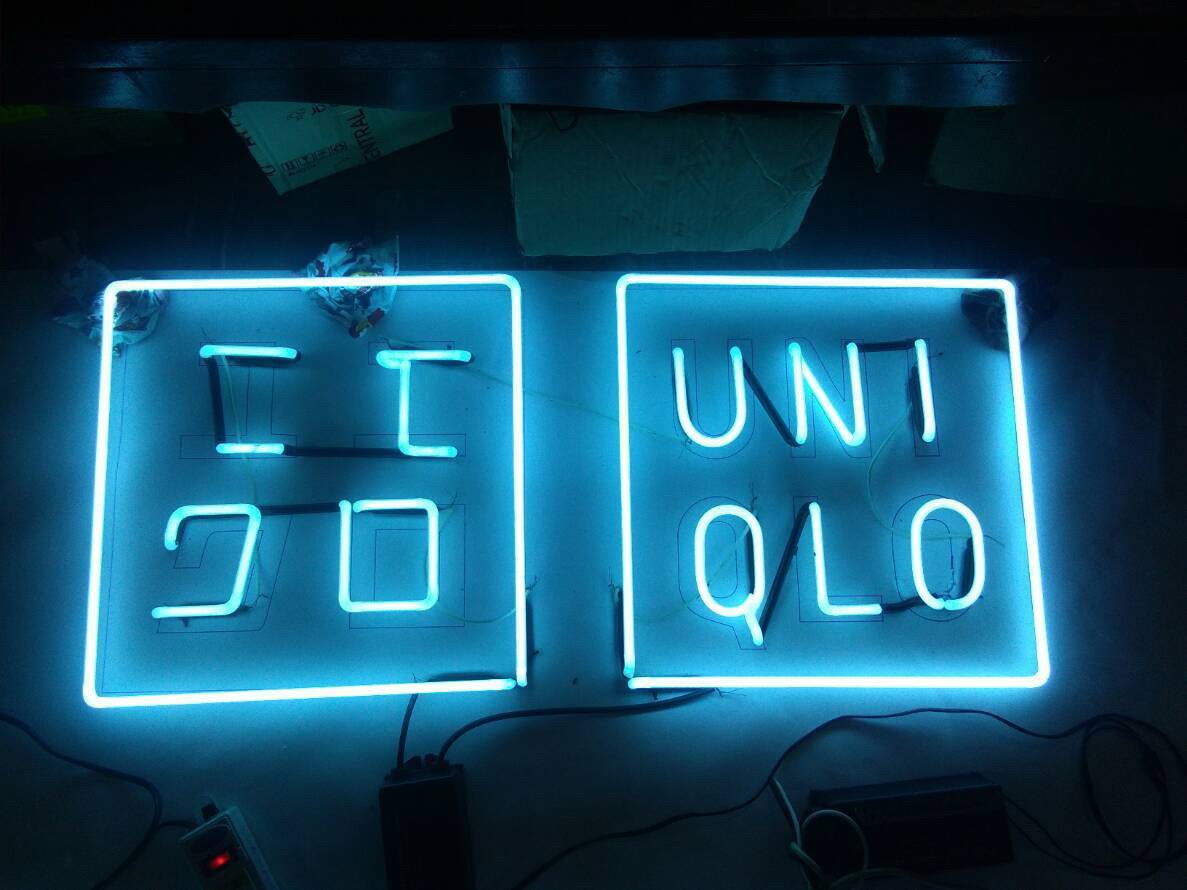 ป้ายไฟนีออน