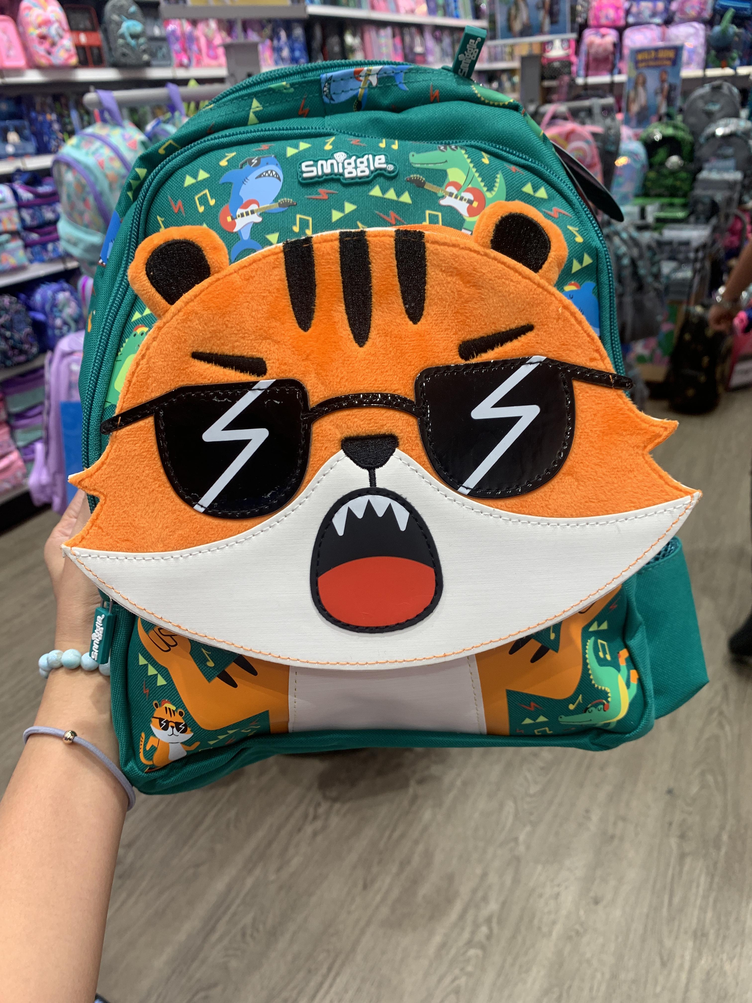 กระเป๋าสะพาย เป้ Smiggle junior - Let's play - เขียว เสือ