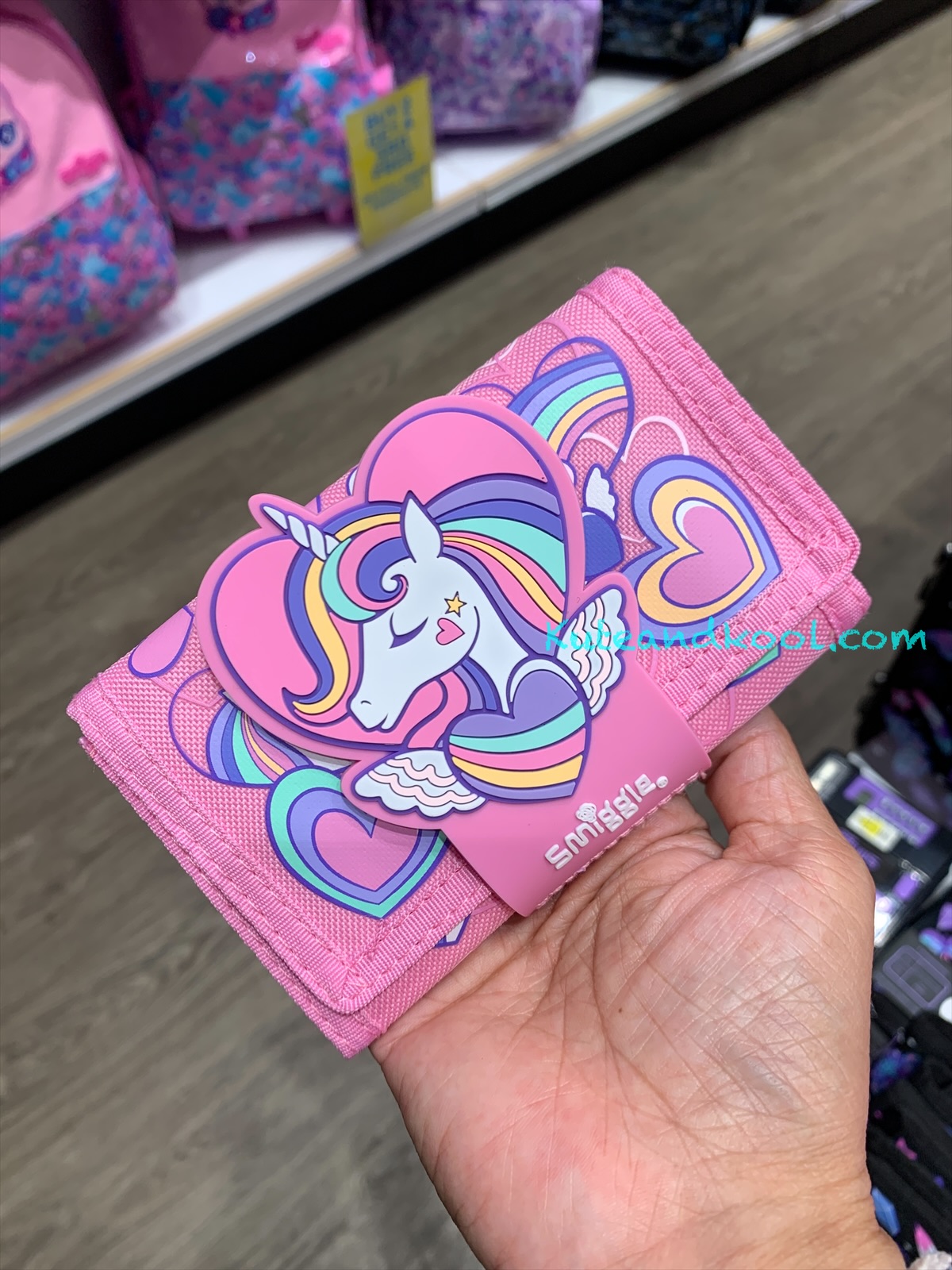 กระเป๋าตัง ไม่มีสาย Smiggle Wallet -Fly High- ชมพู ยูนิ