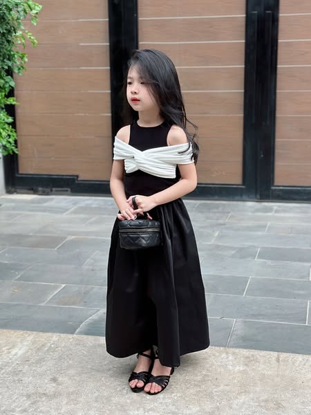 🔥พร้อมส่ง P11.139 Set ไฮโซขาว_ดำชุด แม่ลูก แฟชั่นเวียดนาม