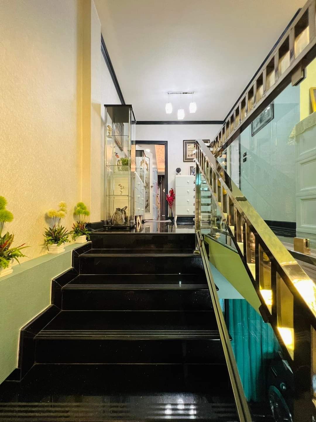 ขายอาคารพาณิชย์ 4 ชั้น ต.บางบ่อ อ.บางบ่อ จ.สมุทรปราการ