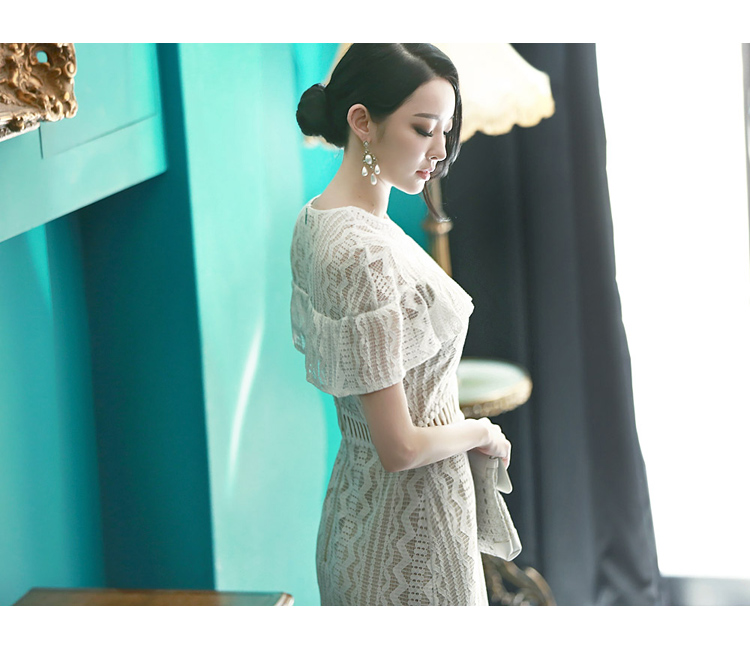 ชุดเดรสยาวผ้าลูกไม้สีขาว ส่งฟรี ems