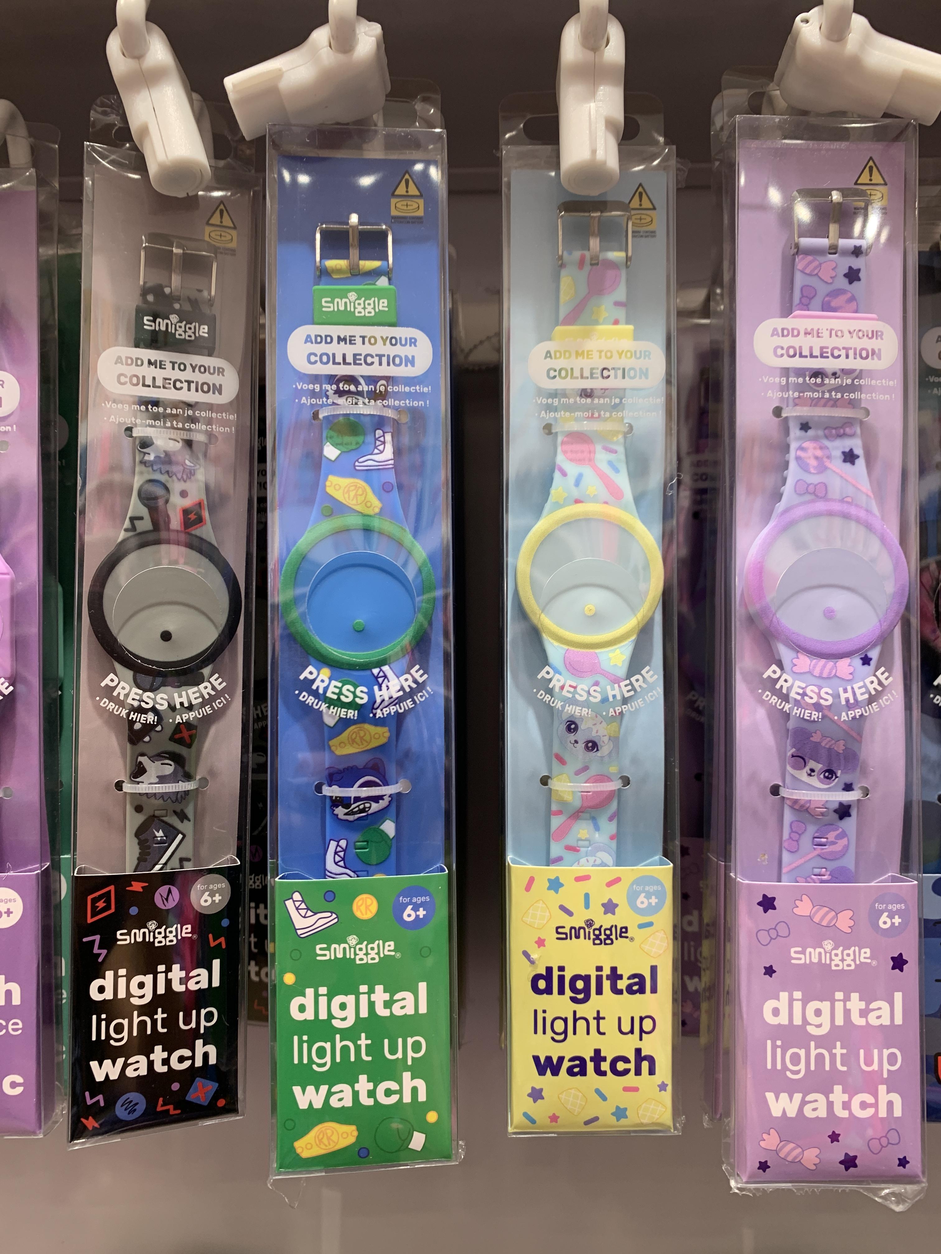 นาฬิกา มีไฟ Smiggle light up watch