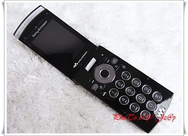 Sony Ericsson W980i