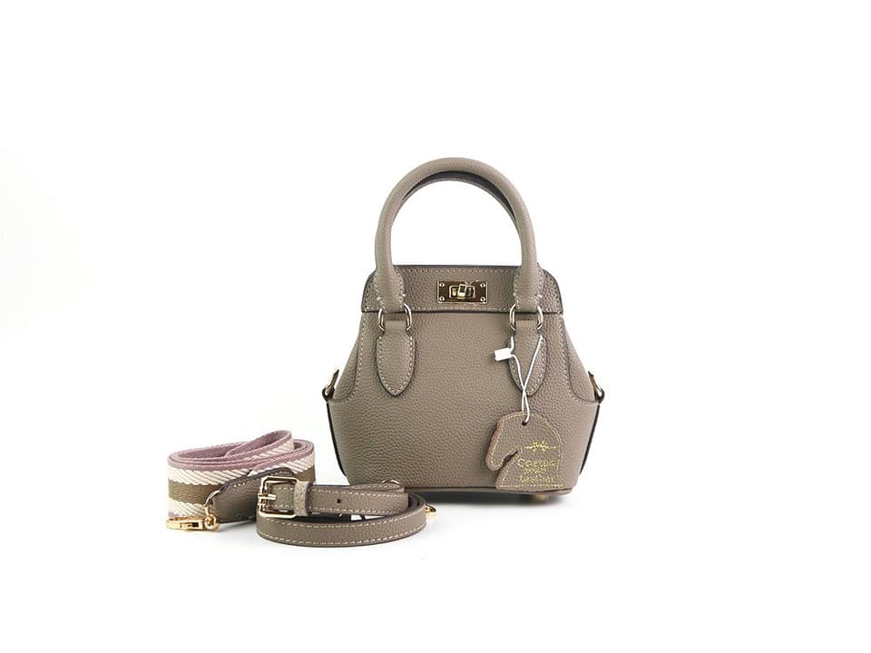 กระเป๋าหนัง COZY T box mini Togo (Gray)