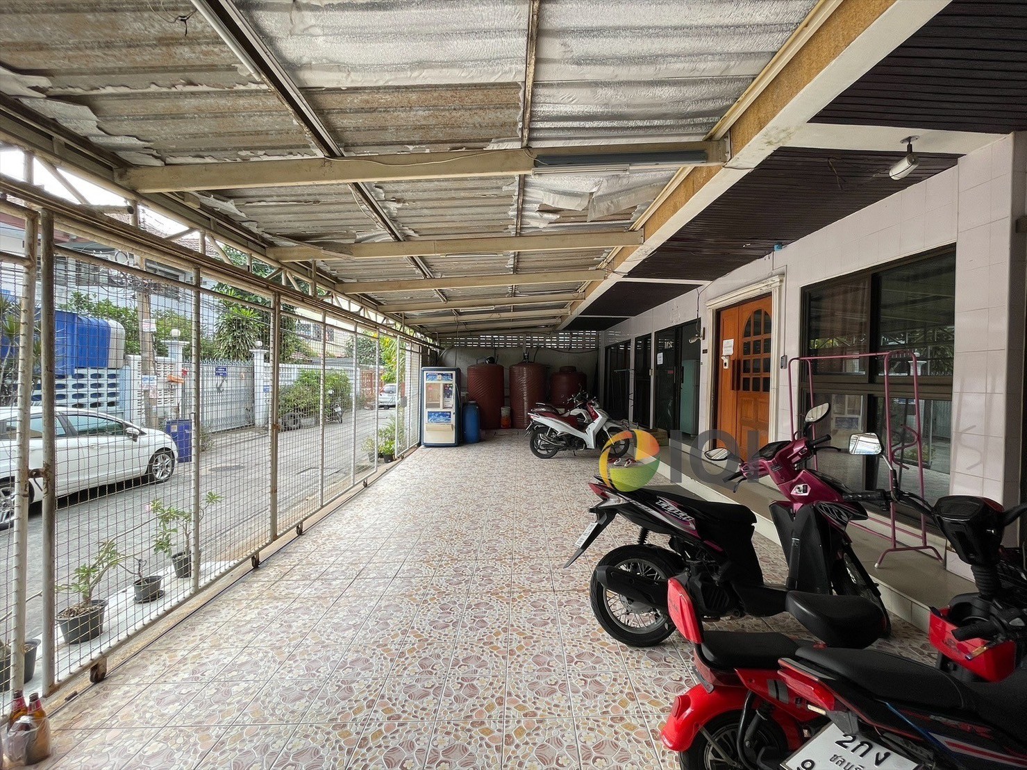 ขายอพาร์ทเม้นท์ ในซอยเทศบาลบางปู 42 (ซอยร่วมพัฒนา2) ใกล้ไฟรถไฟฟ้า สถานีสายลวดเพียง 200 เมตร