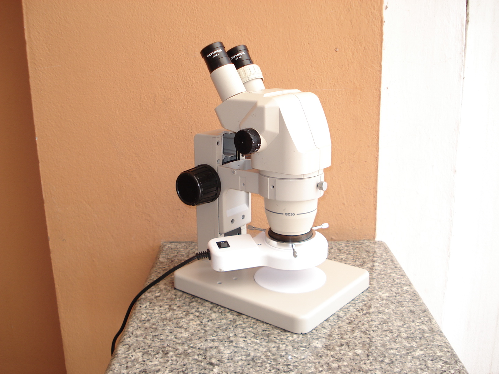 Used Microscope OLYMPUS SZ3060: กล้องจุลทรรศน์สเตอริโอ Olympus มือสอง คุณภาพสูงสำหรับงานตรวจสอบและวิเคราะห์