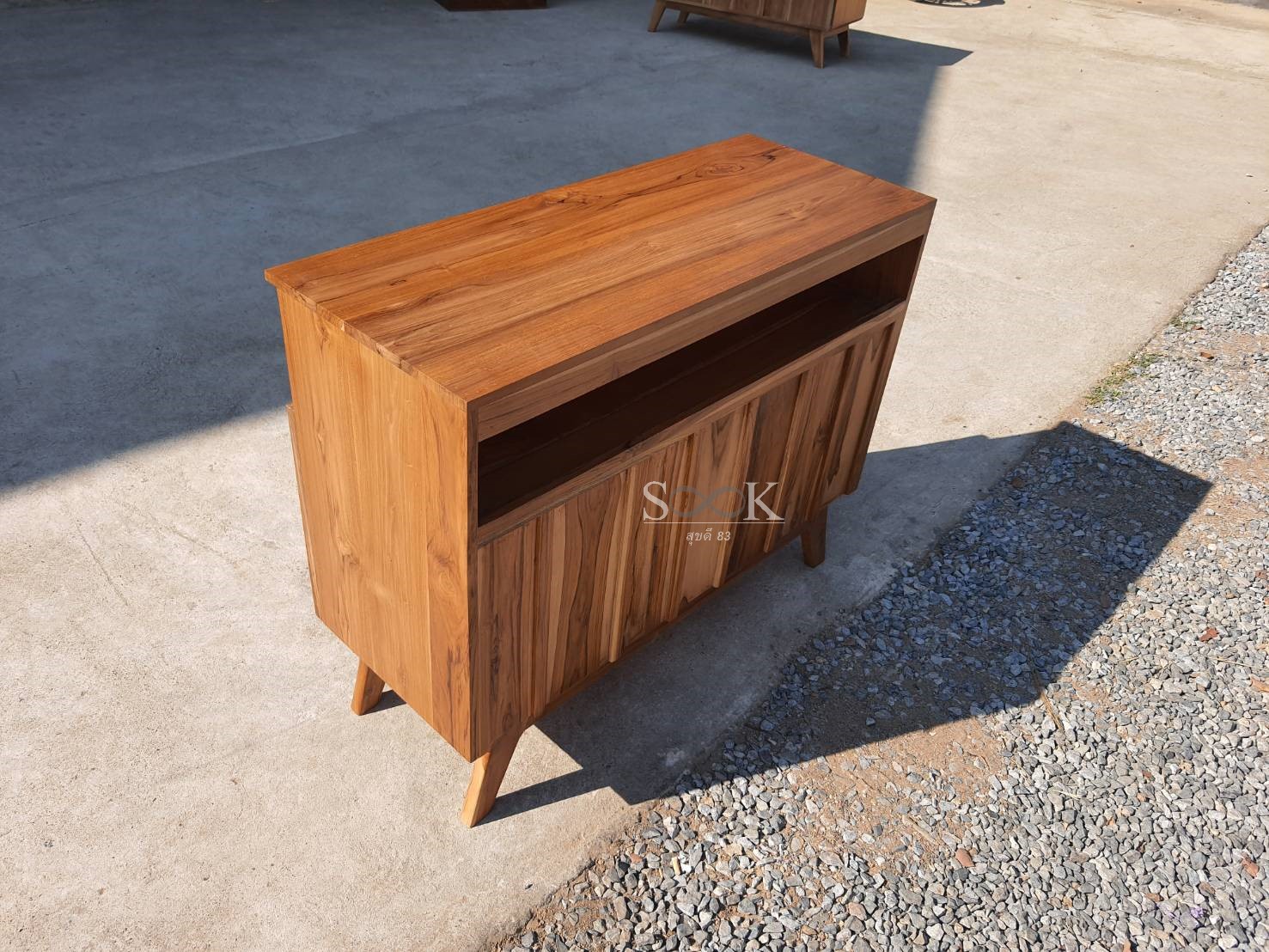 ตู้เก็บของบานหวาย