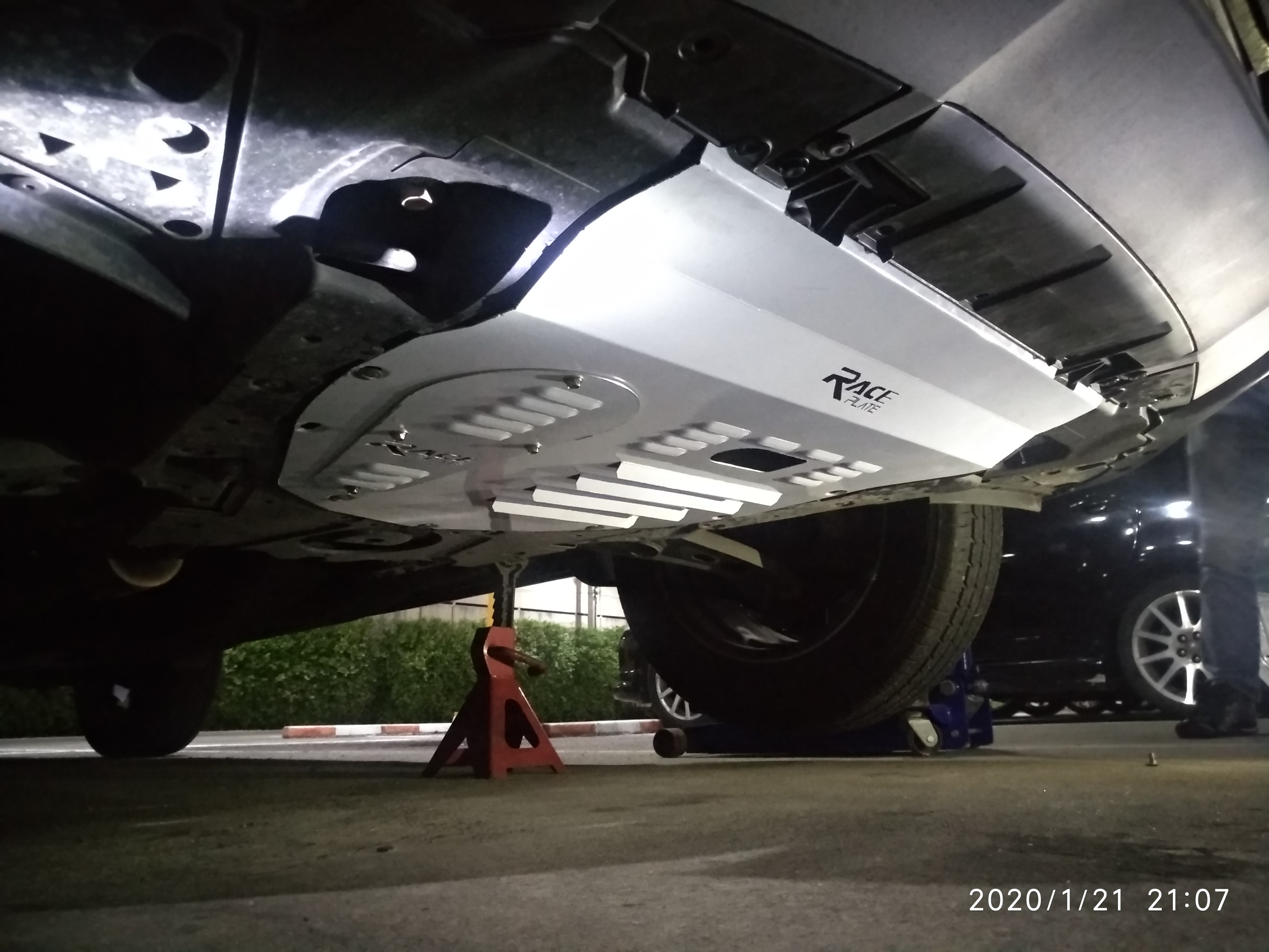 แผ่นปิดใต้ห้องเครื่องอลูมิเนียม Honda CRV 2018-2020 Raceplate_Undertray