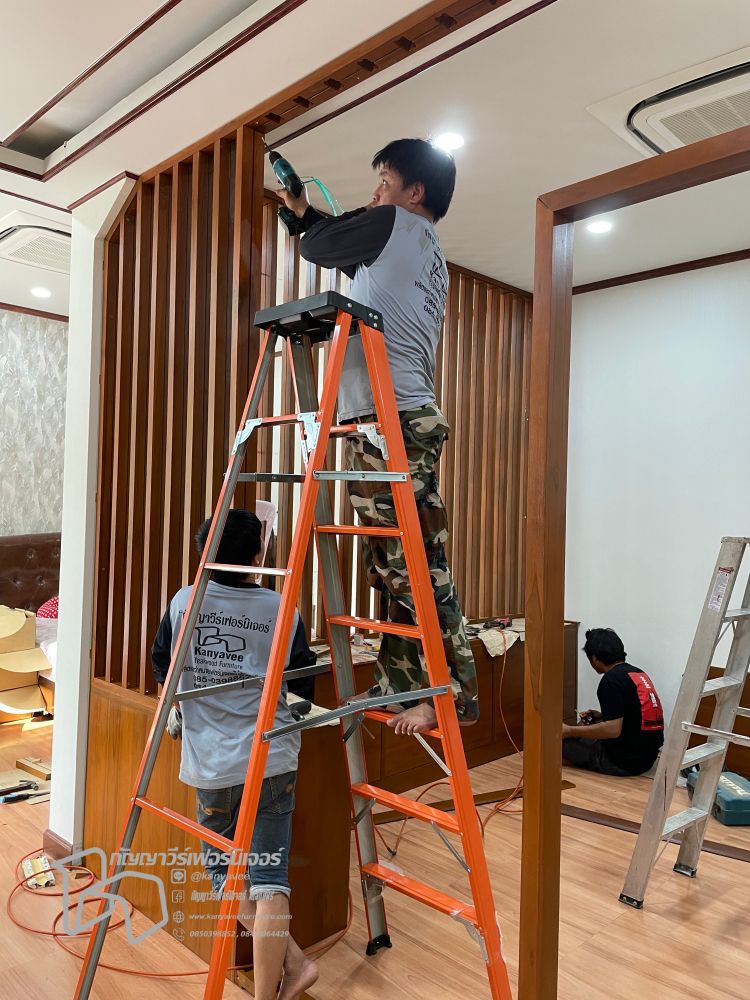 เฟอร์นิเจอร์ไม้สัก