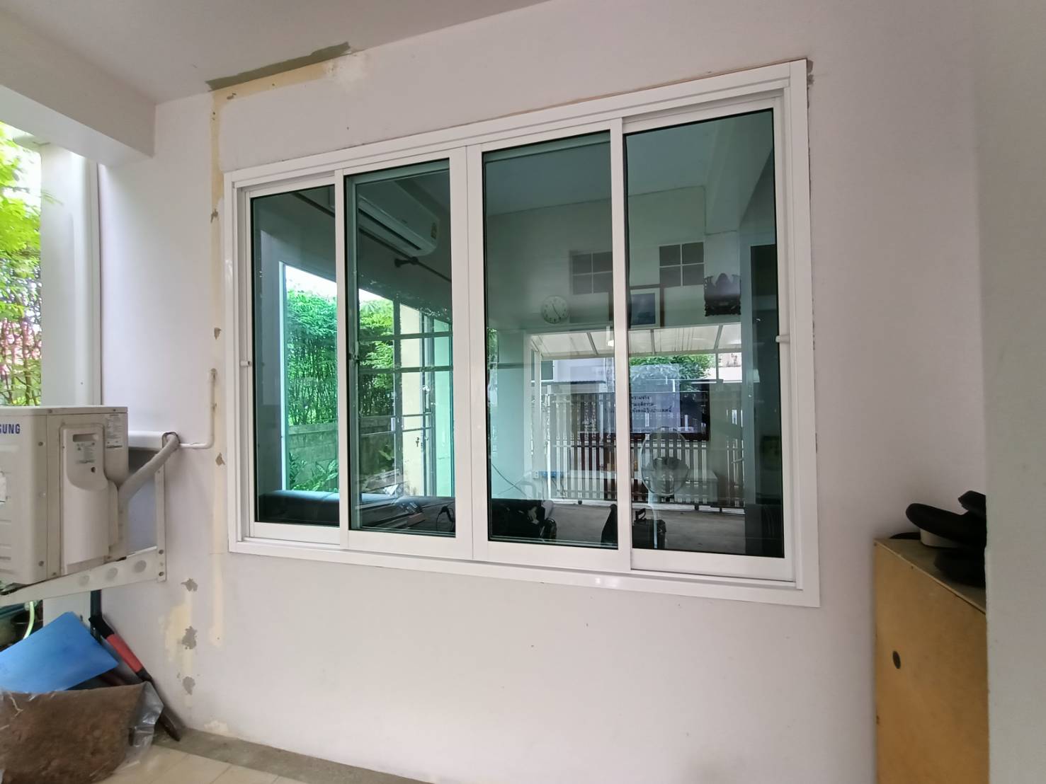 รื้อวงกบไม้ใส่อลูมิเนียม