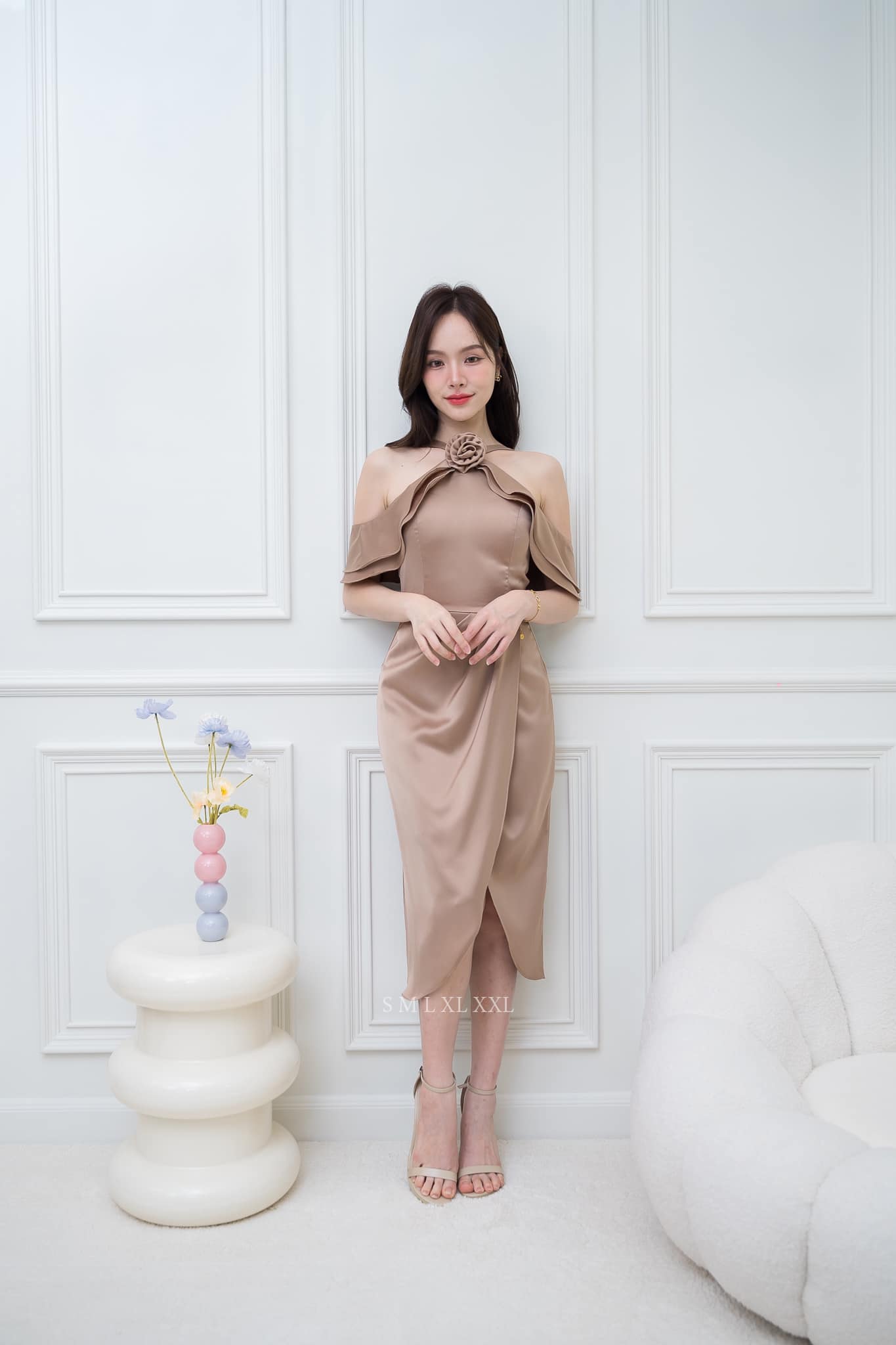 ชุดเพื่อนเจ้าสาว ชุดเพื่อนเจ้าสาวสีนู้ด ชุดเพื่อนเจ้าสาวโทนนู้ด ชุดไปงานแต่ง ชุดไปงานแต่งงาน ชุดไปงานแต่งงานสีนู้ด ชุดไปงานแต่งงานโทนนู้ด ชุดไปงานแต่งสีนู้ด ชุดไปงานแต่งโทนนู้ด แฟชั่น เทรนด์แฟชั่น 