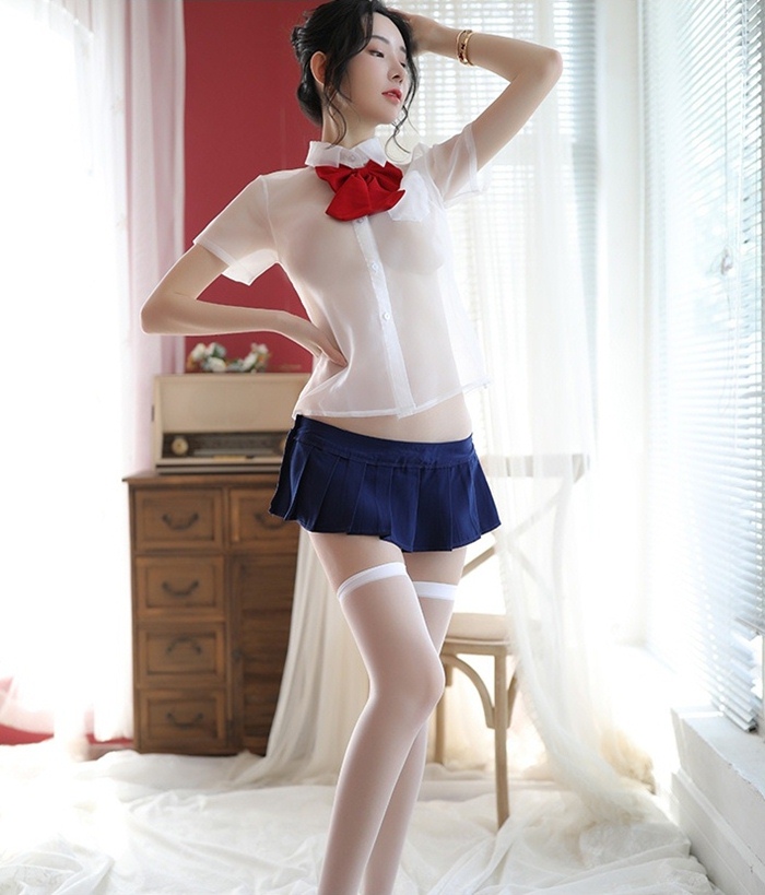 C2005 ชุดนักเรียนญี่ปุ่นเซ็กซี่ ชุดคอสเพลย์อีโรติกมาในแบบชุดนักเรียน ตัวเสื้อเป็นเชิ้ตแขนสั้นผ้าโปร่งแสงมาพร้อมกับโบว์คล้องคอ ส่วนกระโปรงสม็อคเอวด้านหลังตามรูปถ่ายสินค้าจริง ***ไม่มีถุงน่อง
