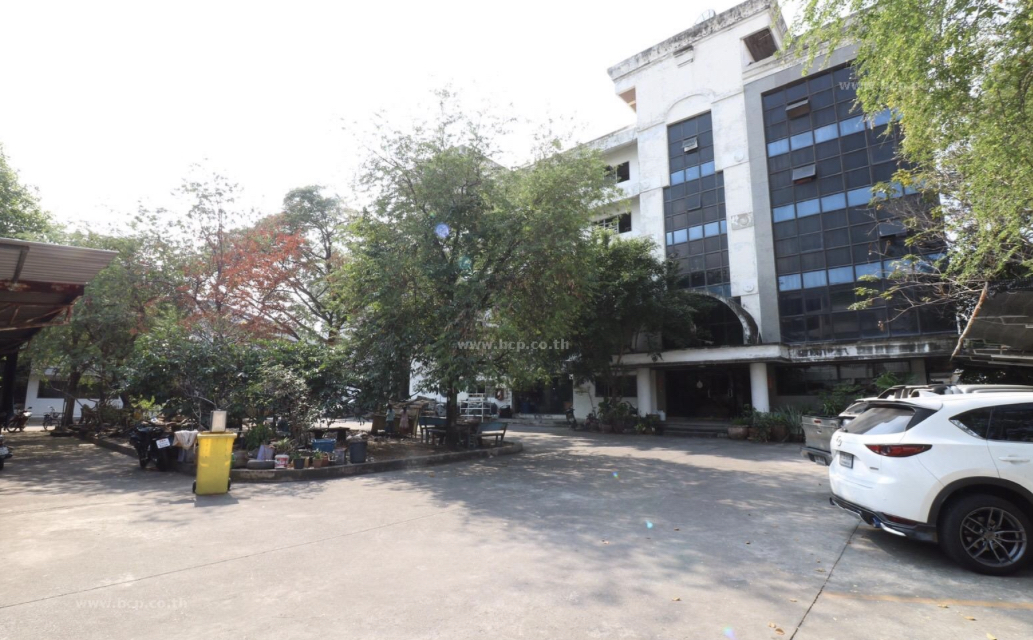 ที่ดินเปล่า พร้อมโรงงาน ซอยท่านผู้หญิง ถนนเทพารักษ์ สมุทรปราการ