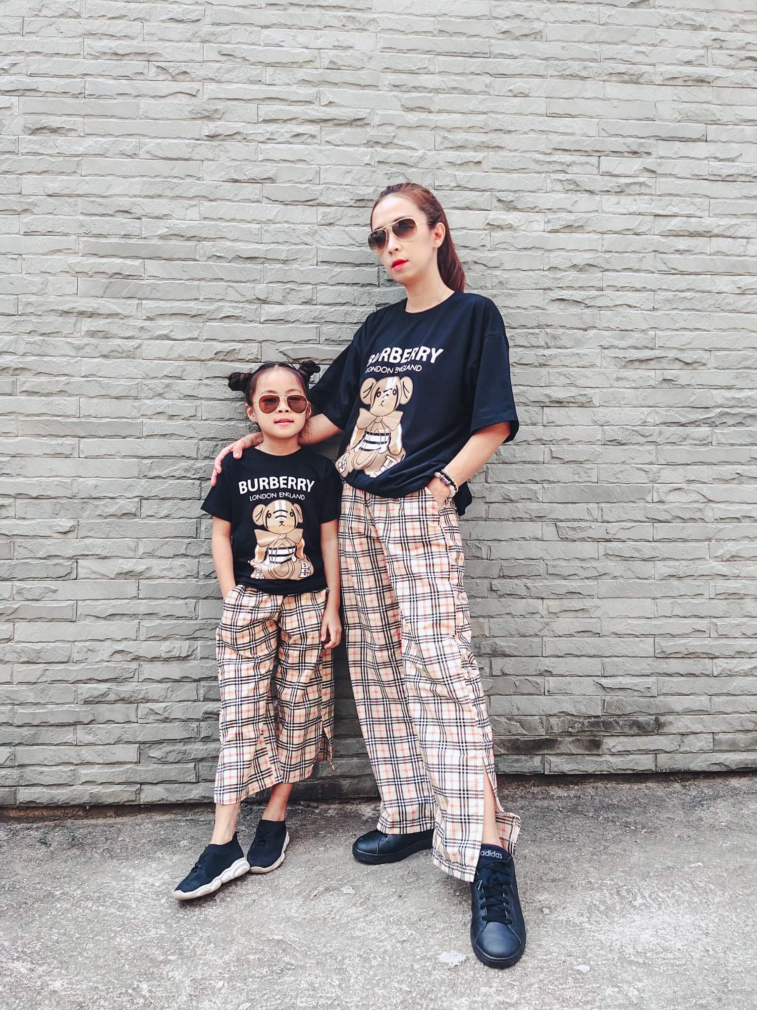 TS07/🔥พร้อมส่ง🔥ชุดเด็กผู้หญิง ชุดเซ็ทคู่แม่ลูก สกรีนรูปหมีน่ารัก เป็นงานทรงโอเวอร์ไซส์ นะจ๊ะ