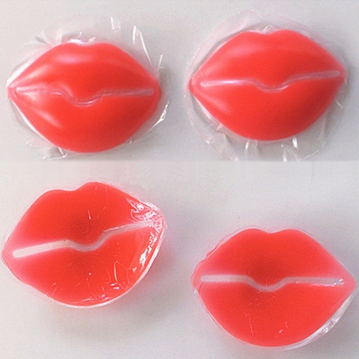 A011 ซิลิโคนแปะหัวนมรูปริมฝีปาก ซิลิโคนปิดหัวนมรูปริมฝีปากสีแดงเป็นซิลิโคนนิ่มๆทั้งชิ้น ด้านหลังเป็นกาวเหนียวสามารถใช้ได้หลายครั้ง ซิลิโคนรูปริมฝีปากสวยๆอิ่มๆตามรูปถ่ายสินค้าจริงเลยค่ะ ***จำนวน 1 คู่หรือ 2 ชิ้น มาในแบบกล่องกระดาษ