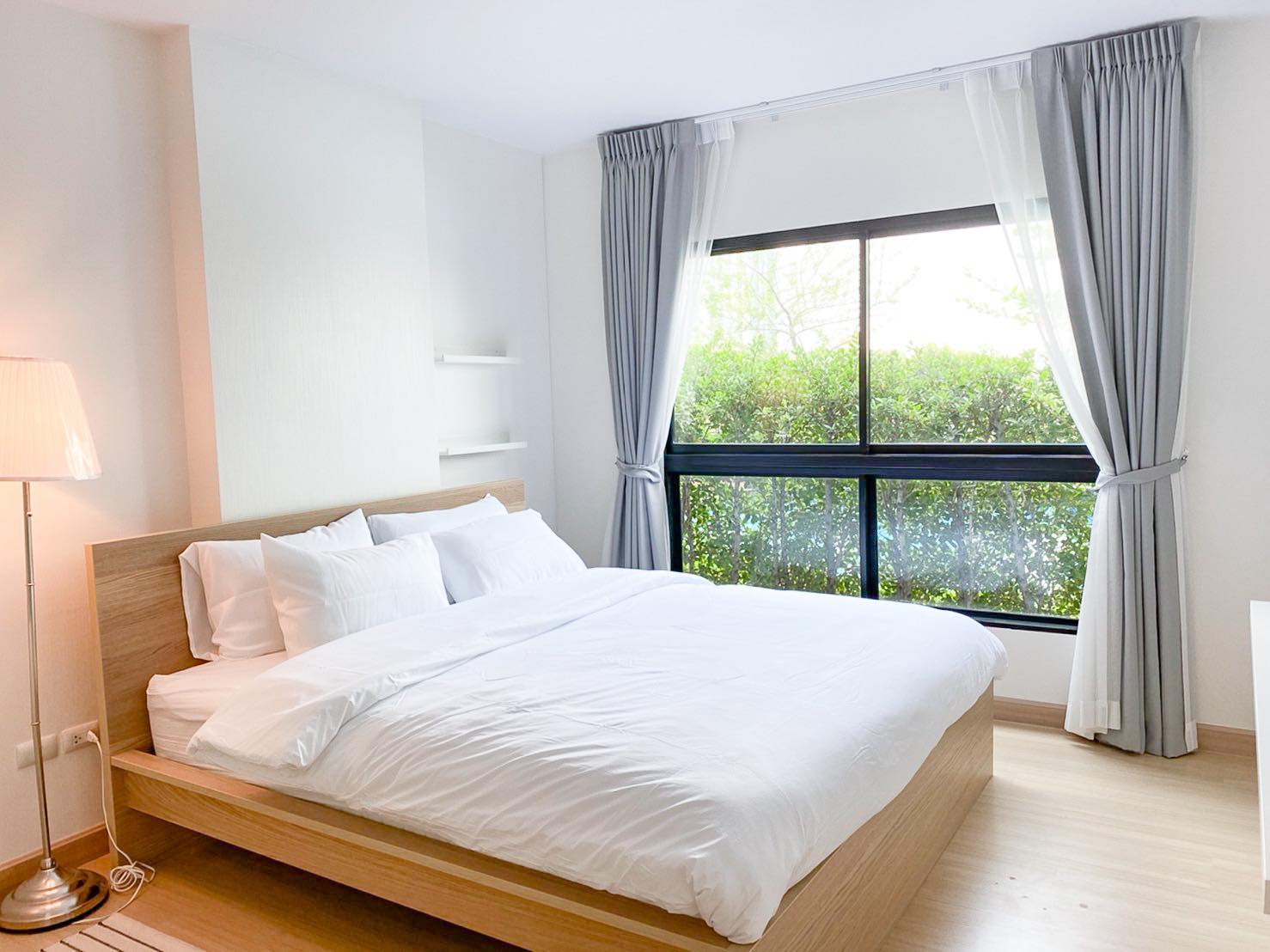 ให้เช่า คอนโด Supalai Loft สถานีตลาดพลู 43 ตรม. 1 ห้องนอน 1 ห้องน้ำ ชั้น 4 ตกแต่งสวย วิวสระ ห้องใหญ่ ลมเย็น ใกล้ BTS ตลาดพลู