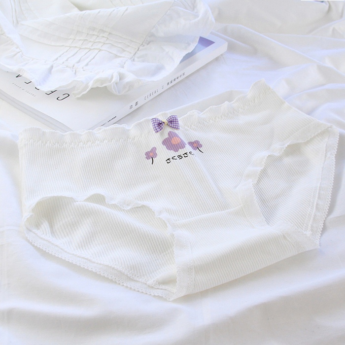 NA122(แพ็ค5ตัว5ลาย) กางเกงในน่ารัก กางเกงในผ้าฝ้ายทรงเต็มตัวเหมาะสำหรับท่านที่ชอบใส่แบบเต็มก้น ขอบเป็นยางยืดไม่รัดแน่นจนเกินไป ขายแบบยกเซต5ตัว5ลายตามรูปถ่ายสินค้าจริงเลยค่ะ ***ในหุ่นใส่เบอร์ M