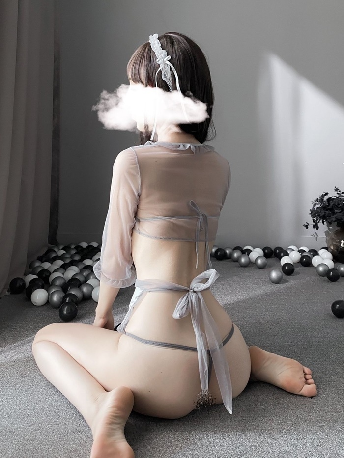 C5021 ชุดสาวใช้ ชุดเมดเซ็กซี่มาในแบบเซต5ชิ้นประกอบด้วย เสื้อคลุมแขน5ส่วนเป็นผ้าซีทรูสวมใส่แบบผูกที่คอด้านหน้า ชุดชั้นในโบว์แบบผูกหลัง จีสตริง ผ้ากันเปื้อนและที่คาดผมตามรูปถ่ายสินค้าจริงเลยค่ะ ***ไม่มีถุงน่อง