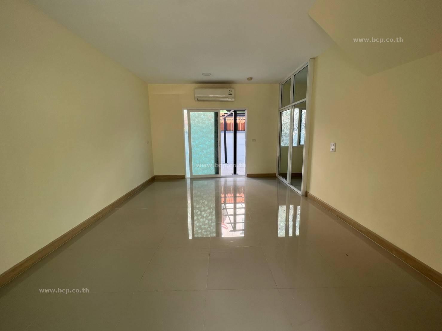 ขาย ทาวน์เฮ้าส์ คาซ่า ซิตี้ บางนา (Casa City Bangna Km. 7)