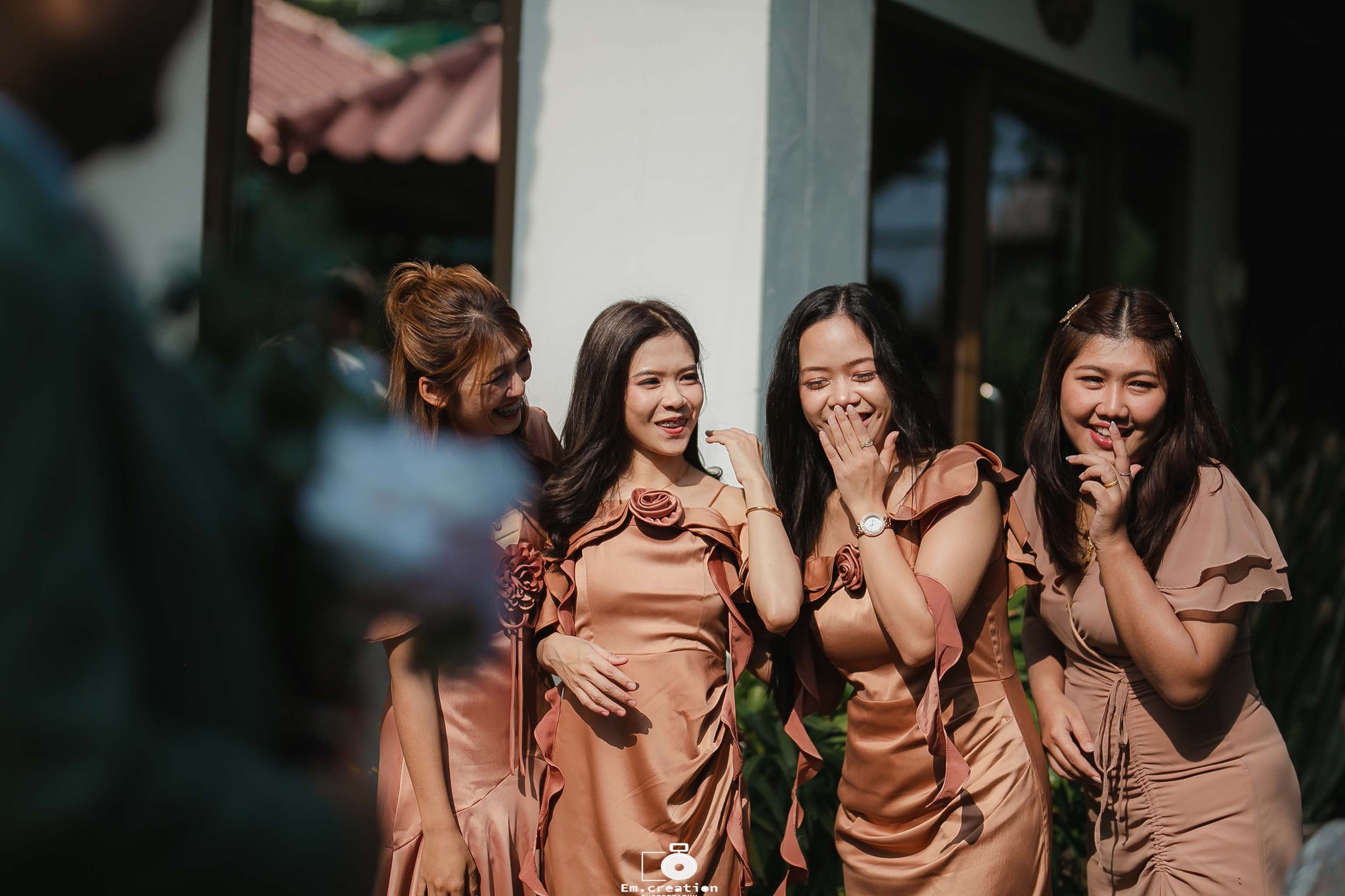 “ชุดเพื่อนเจ้าสาว ” งานแต่งงานธีมสีน้ำตาล