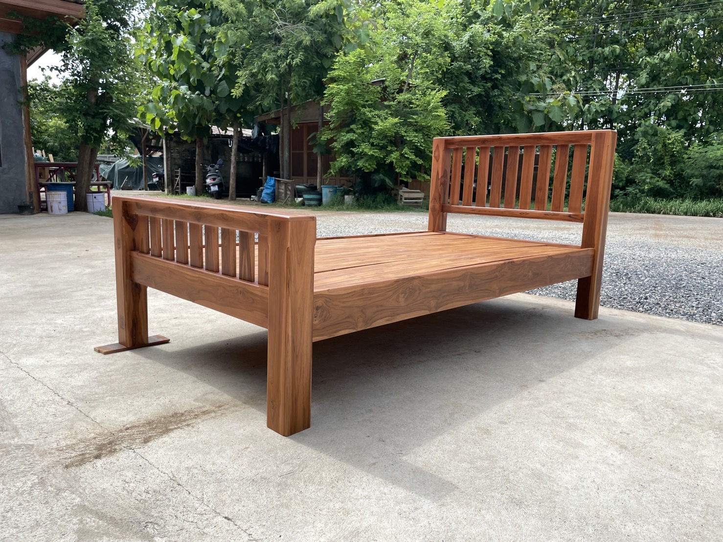 เตียงซี่แบนหัวตรง ท้ายตรง