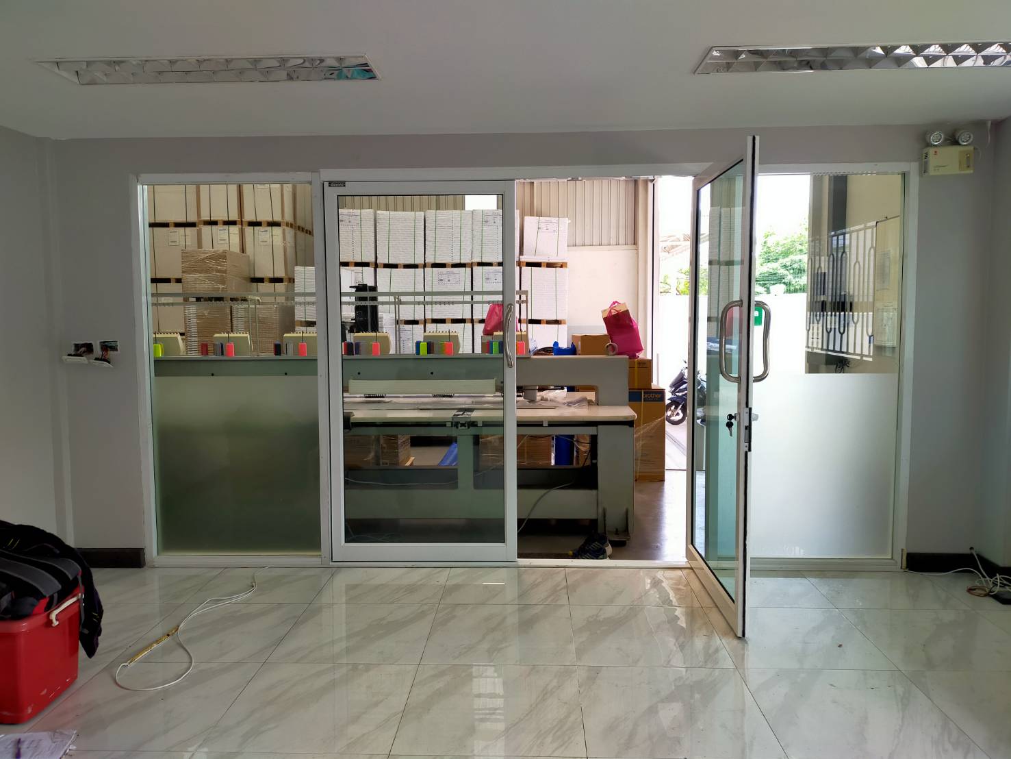 ประตูบานสวิงคู่