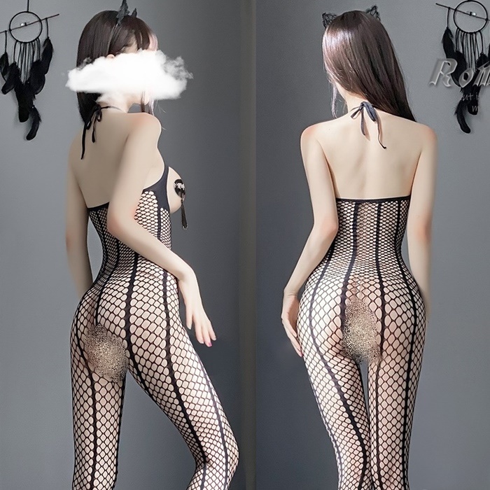 K069 ชุดตาข่ายเต็มตัวเปิดเป้าสีดำ บอดี้สต๊อกกิ้งเนื้อตาข่ายเปิดเว้าหน้าอกสวมใส่แบบผูกคล้องคอ ช่วงล่างเป็นแบบเปิดเป้าตามรูปถ่ายสินค้าจริงเลยค่ะ ***ไม่มีที่แปะหน้าอก