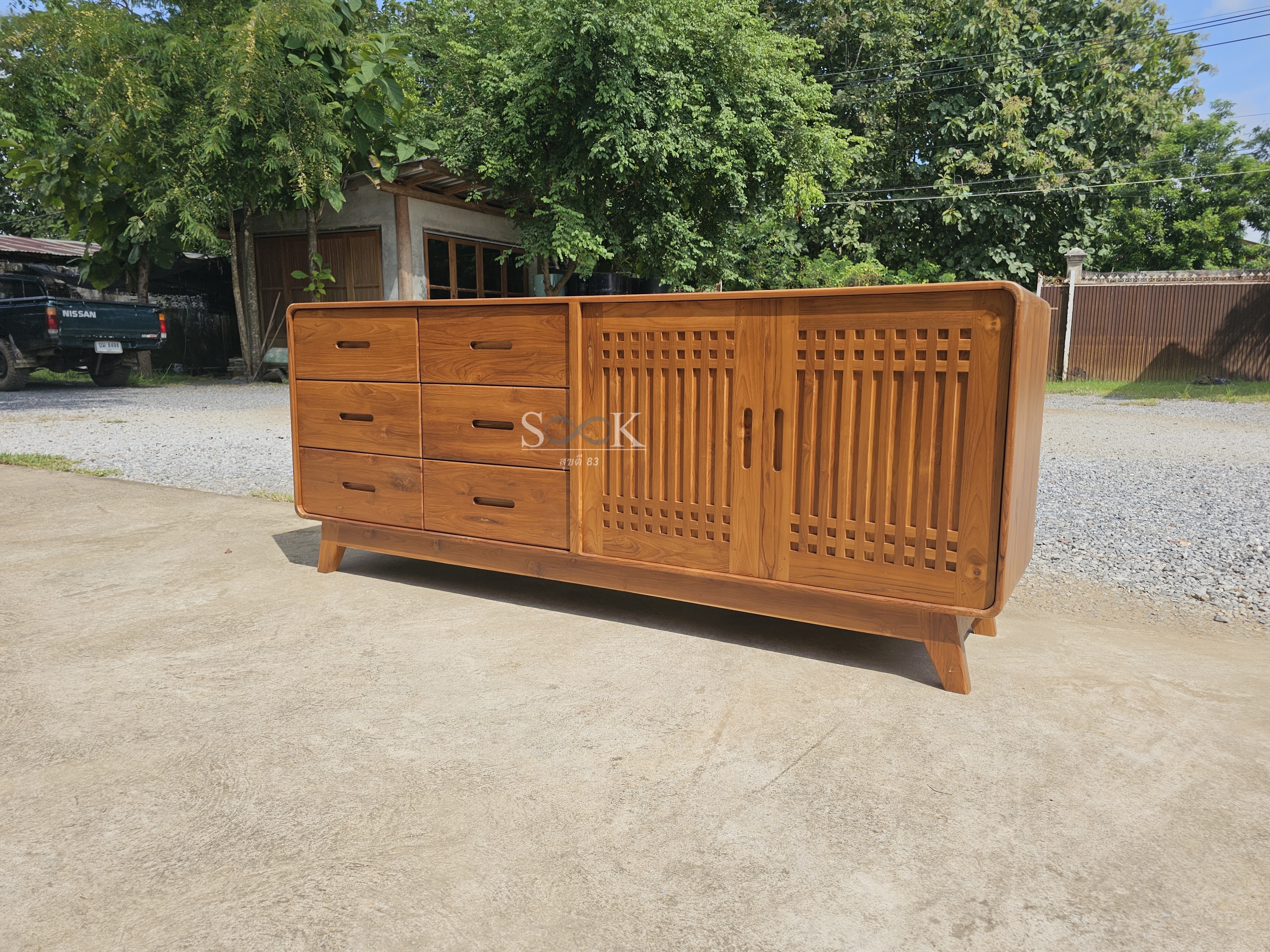 ชั้นวางทีวีแคปซูลบานบาหลี