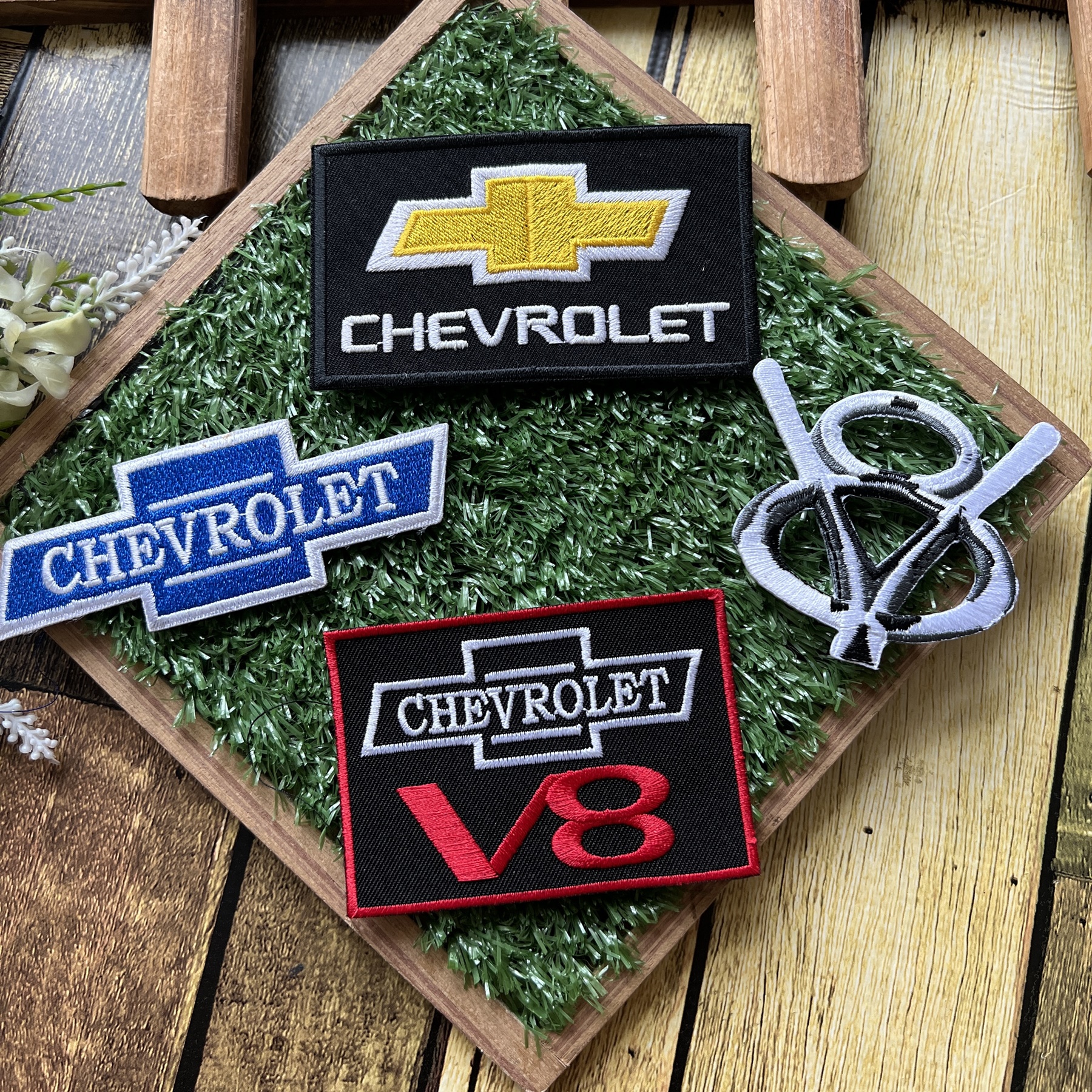 Chevrolet ตัวรีดติดเสื้อ อาร์มรีด อาร์มปัก ตกแต่งเสื้อผ้า หมวก กระเป๋า แจ๊คเก็ตยีนส์ Racing Embroidered Iron on Patch