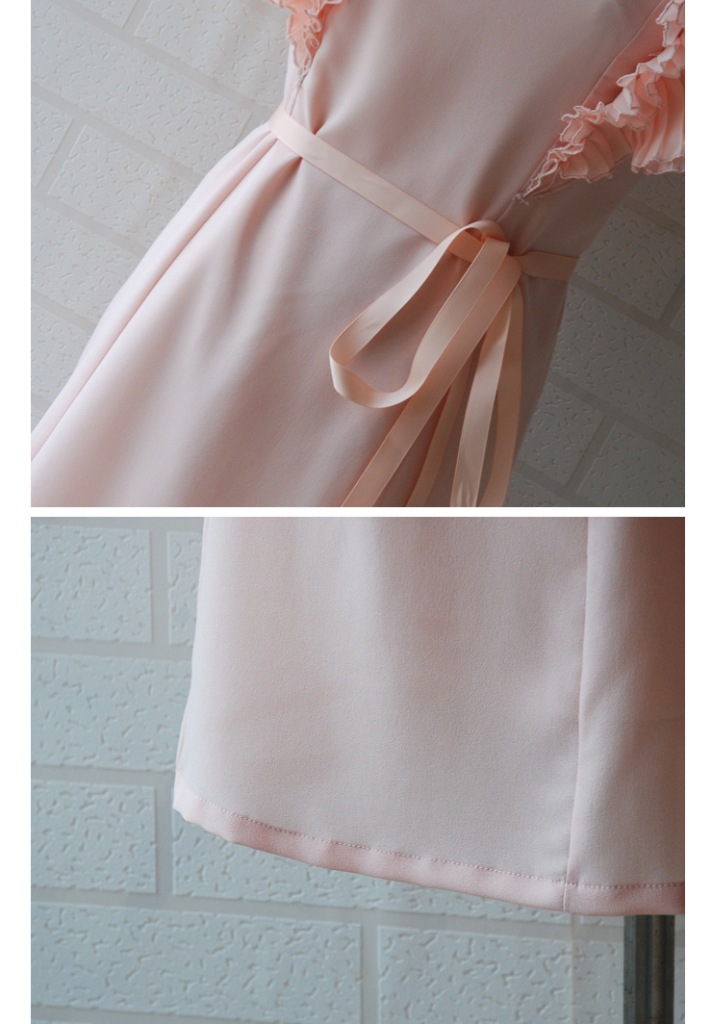 มินิเดรสผ้าไหมสีโอรส แขนเสื้อแต่งด้วยผ้าชีฟองอัดพลีต แขนบ่าล้ำ ส่งฟรี ems