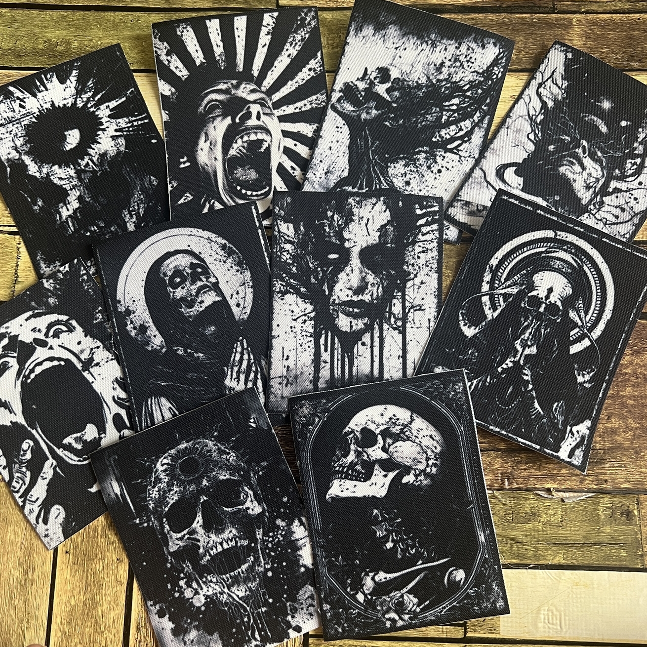 ตัวรีดติดเสื้อ Horror Blackwork ผ้าแคนวาสพิมพ์ลาย ตกแต่งเสื้อผ้า Canvas Iron on Patch