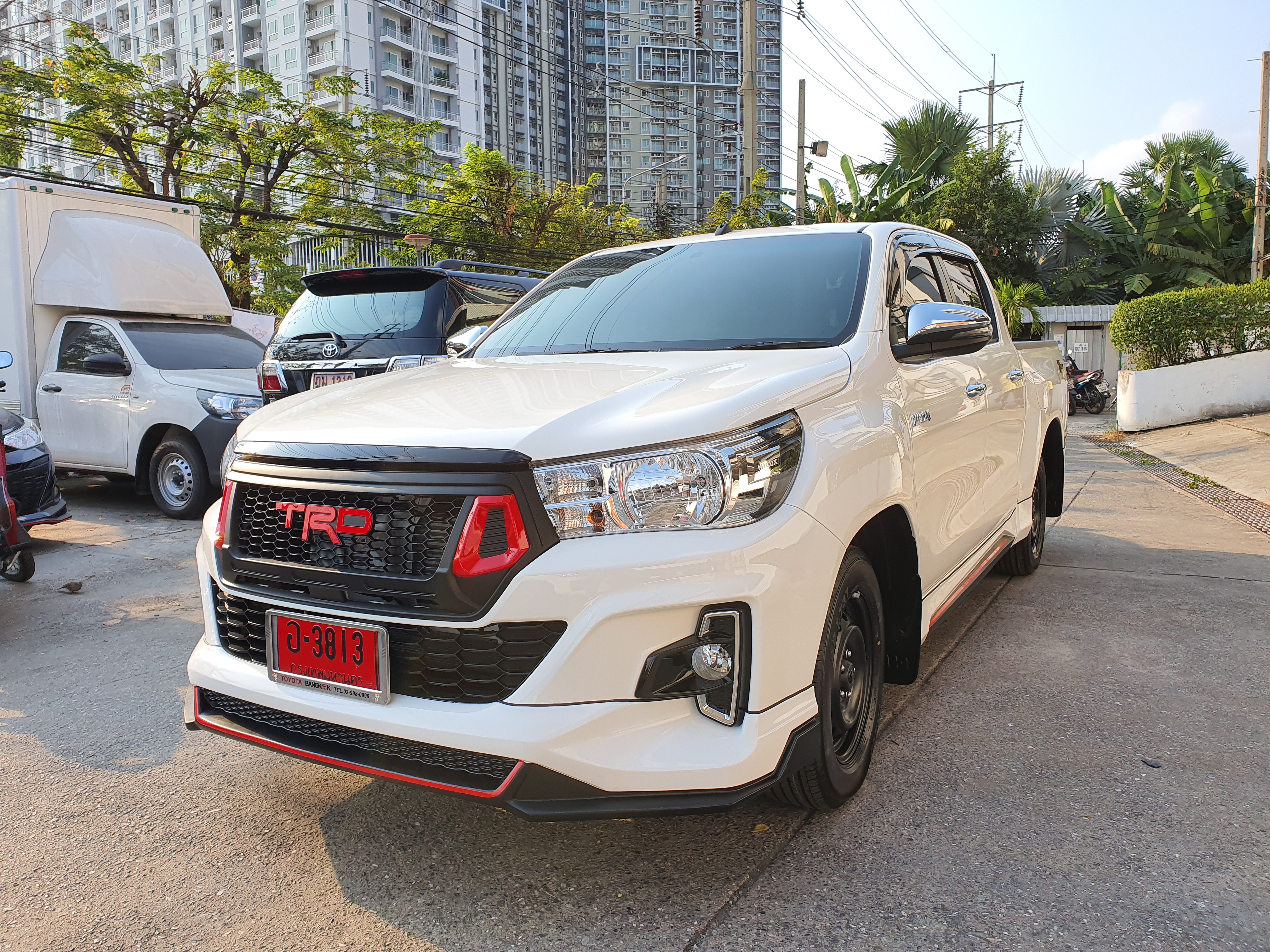 ชุดแต่ง REVO รุ่น Fast ชุด 8 ชิ้น