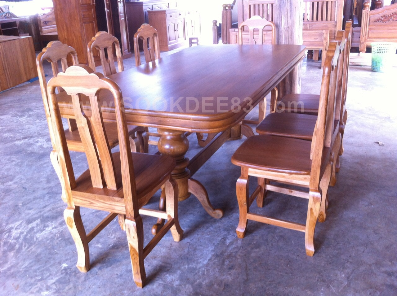 ชุดโต๊ะกินข้าวลบมุม 2 ม. เก้าอี้ซี่คู่ 8 ตัว