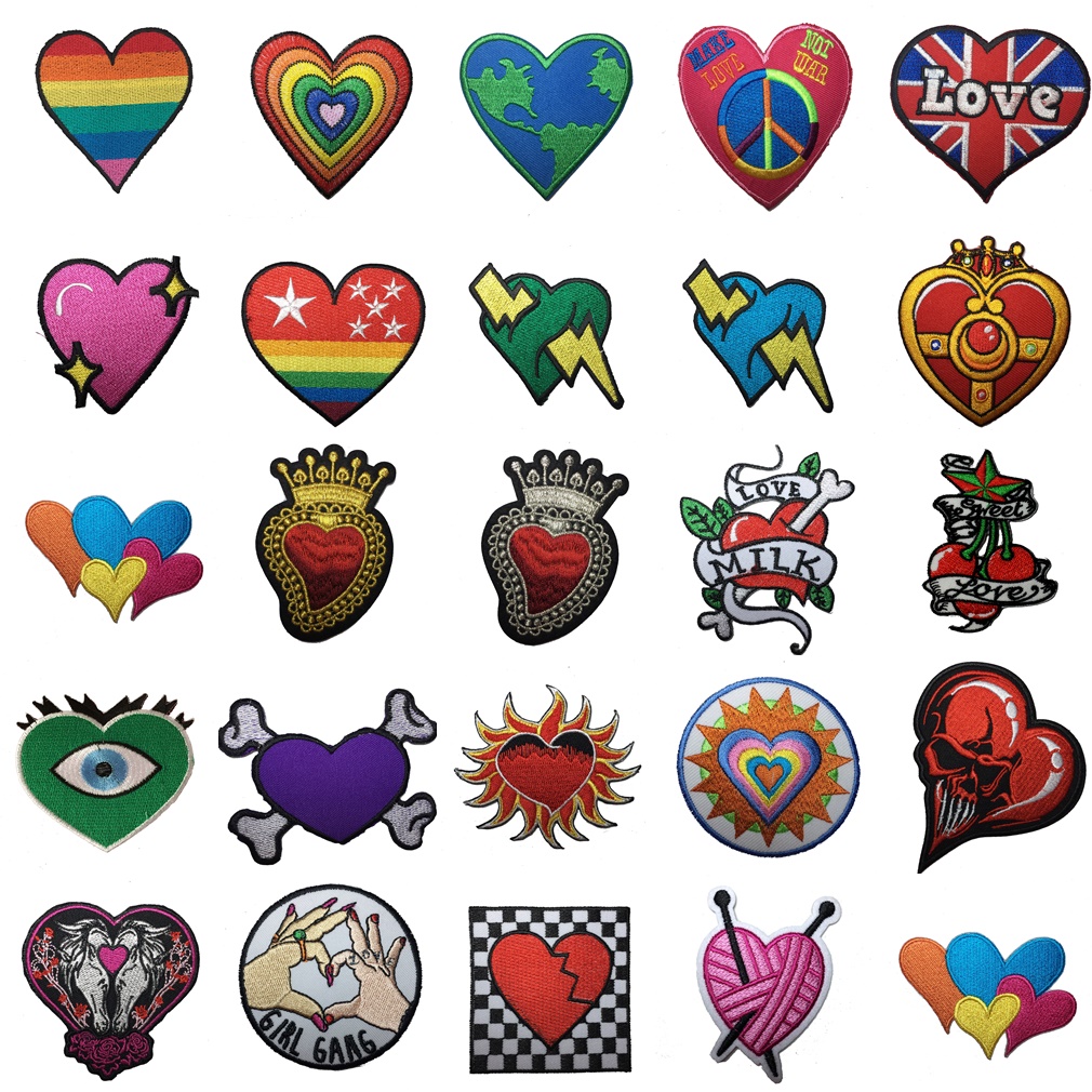 หัวใจ ตัวรีดติดเสื้อ อาร์มรีด อาร์มปัก ตกแต่งเสื้อผ้า หมวก กระเป๋า แจ๊คเก็ตยีนส์ Cute Embroidered Iron on Patch